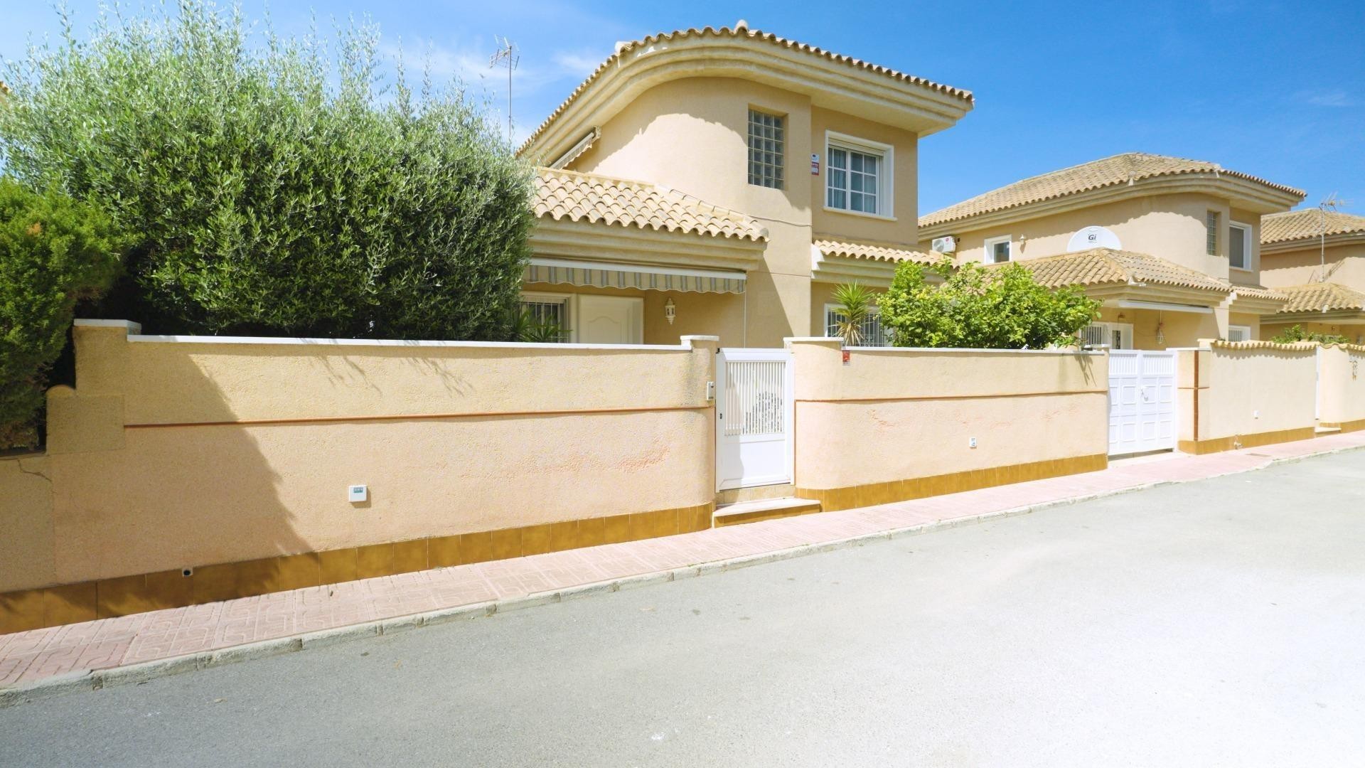Revente - Maison de ville -
Torrevieja - Los Balcones - Los Altos del Edén