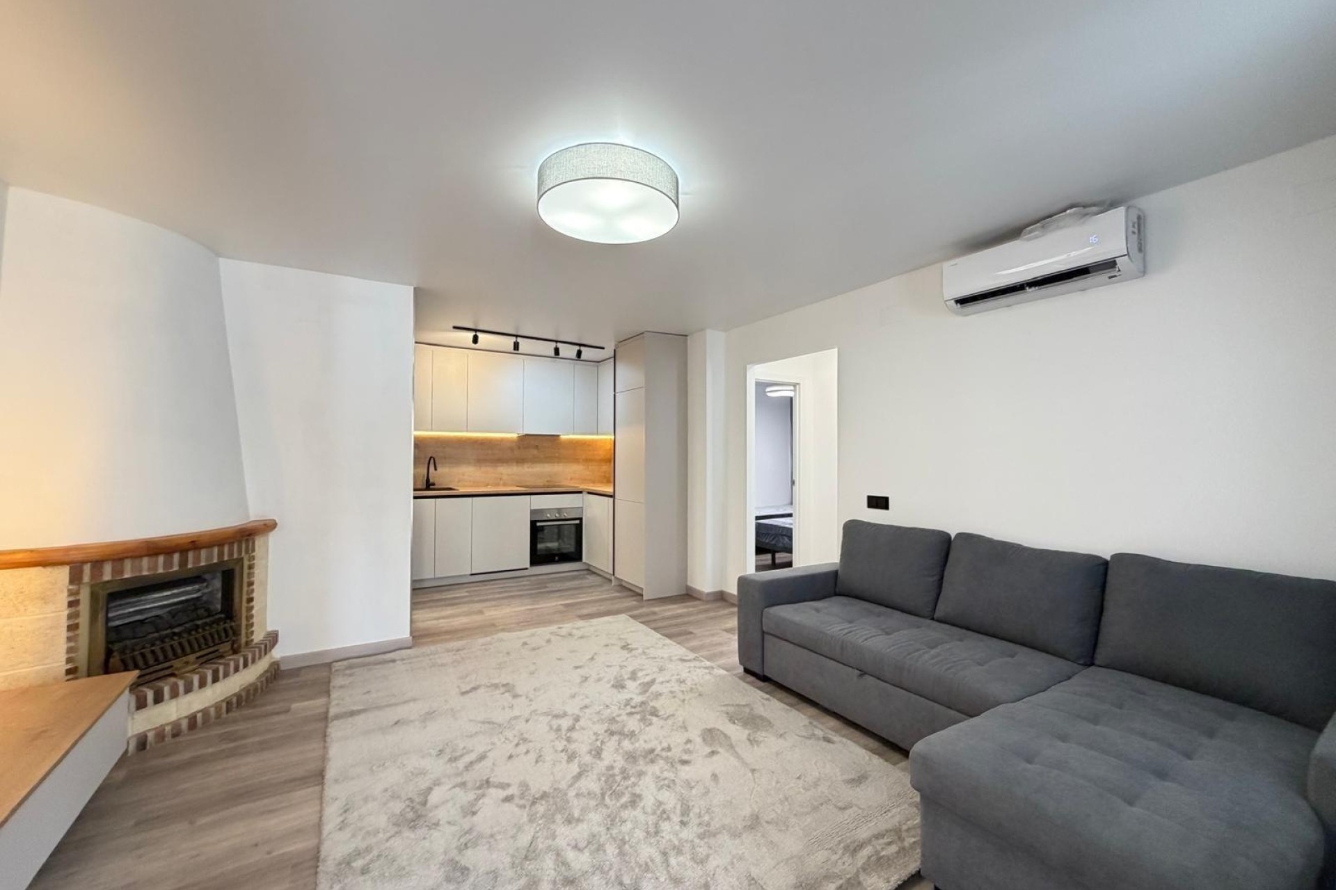 Revente - Maison de ville -
Torrevieja - Miramar - Torre Del Moro