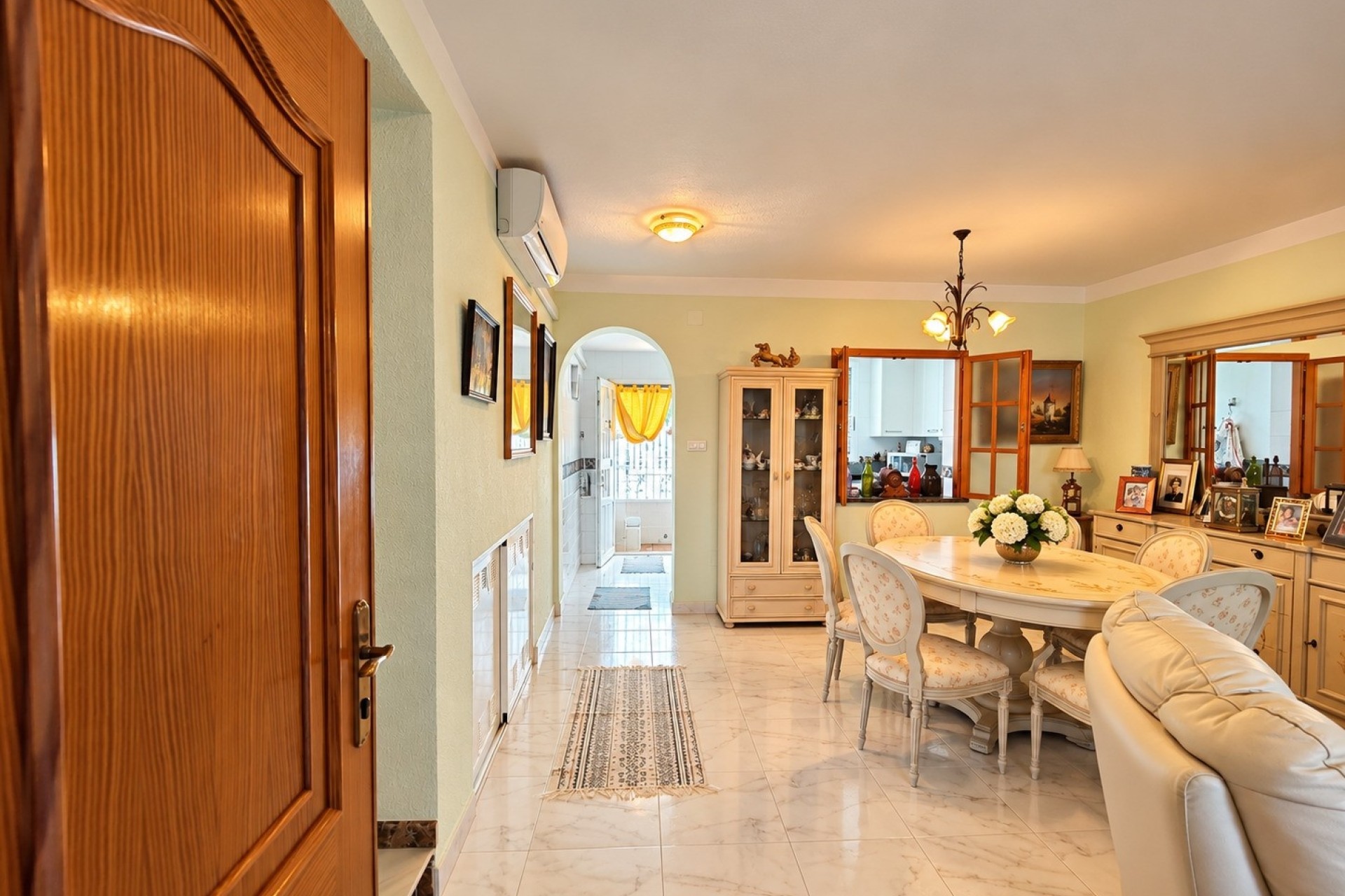 Revente - Maison de ville -
Torrevieja - Nueva Torrevieja