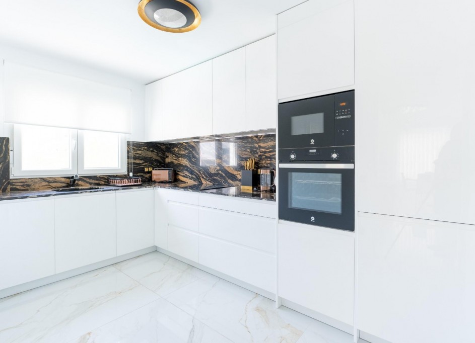 Revente - Maison de ville -
Torrevieja - Punta prima