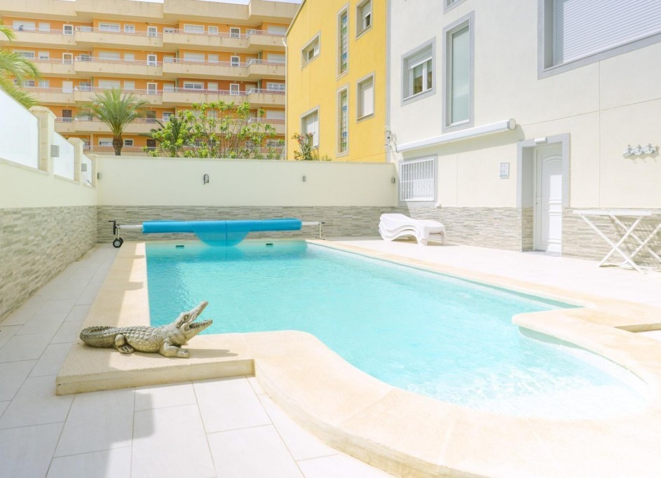 Revente - Maison de ville -
Torrevieja - Punta prima