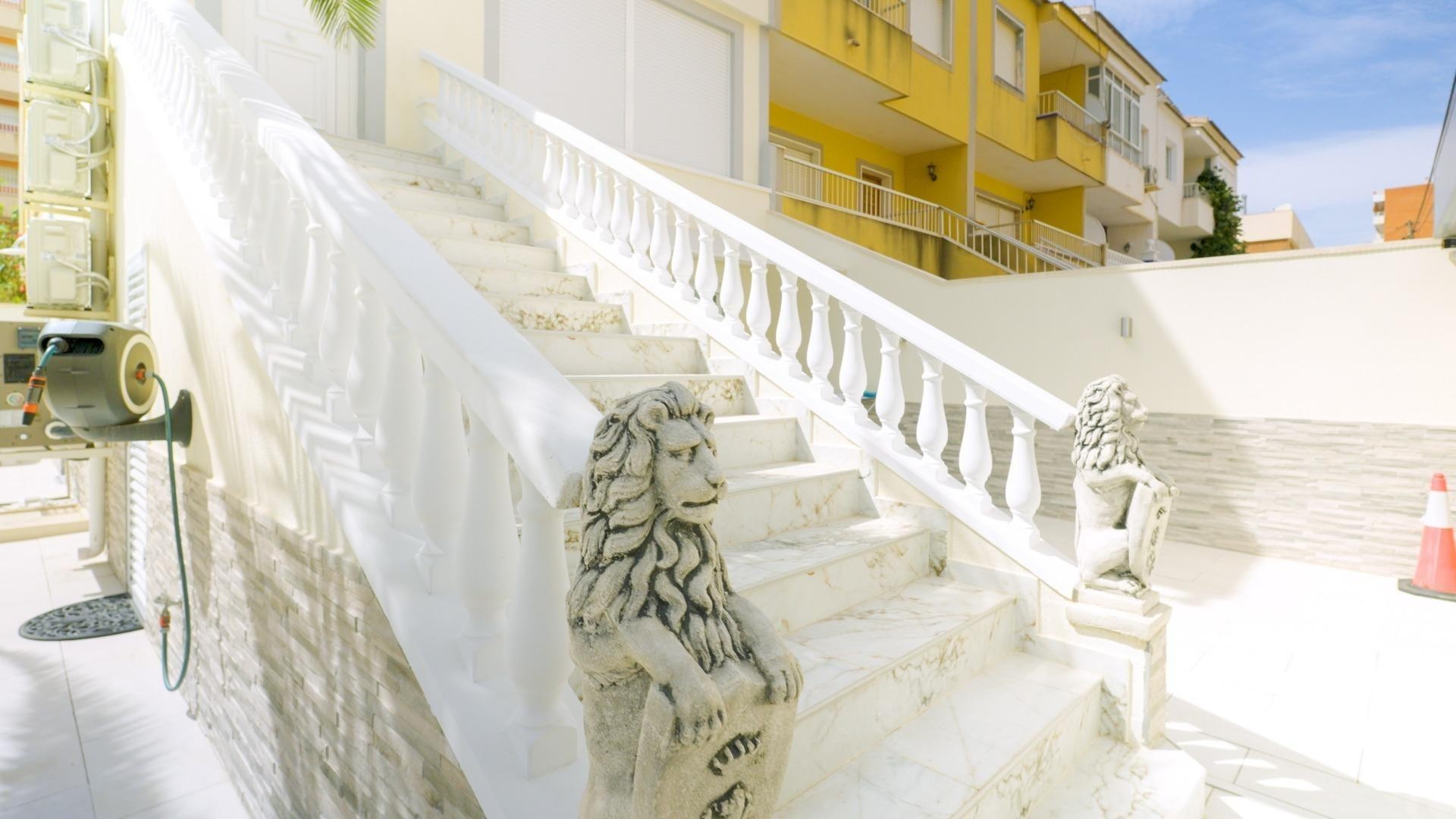 Revente - Maison de ville -
Torrevieja - Punta prima