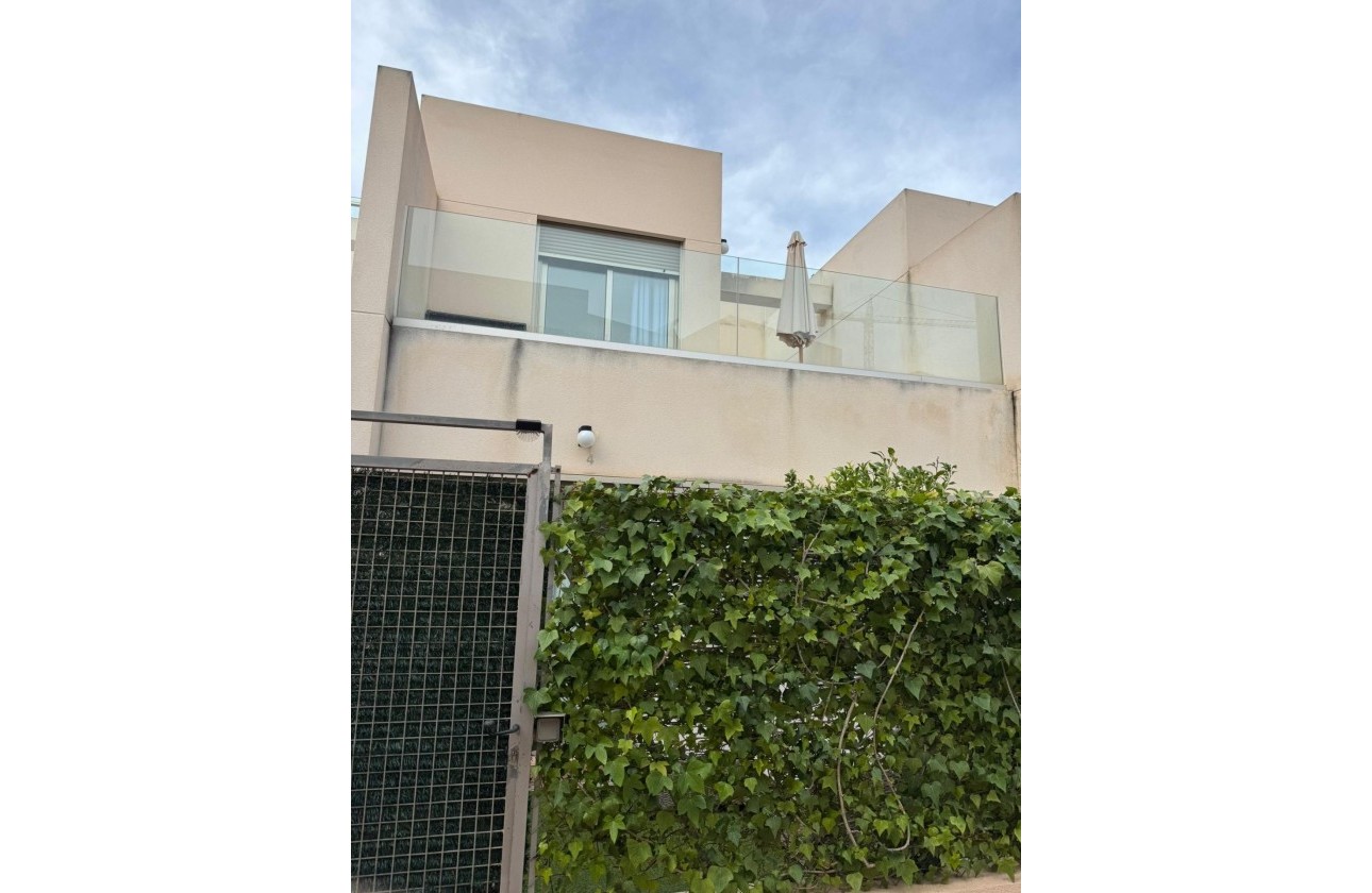 Revente - Maison de ville -
Torrevieja - Punta Prima