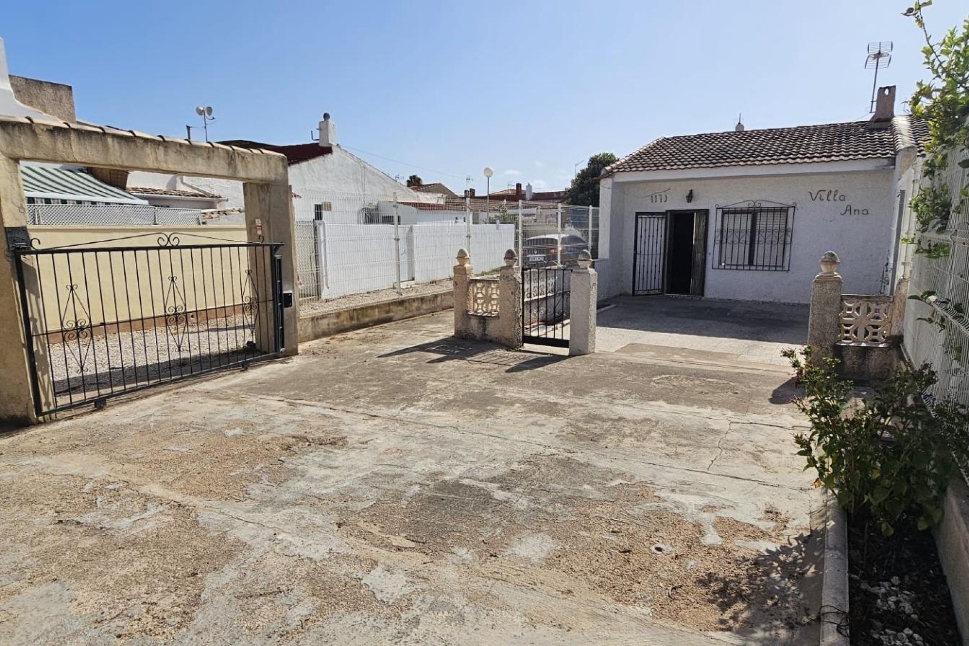 Revente - Maison de ville -
Torrevieja - Torreta florida