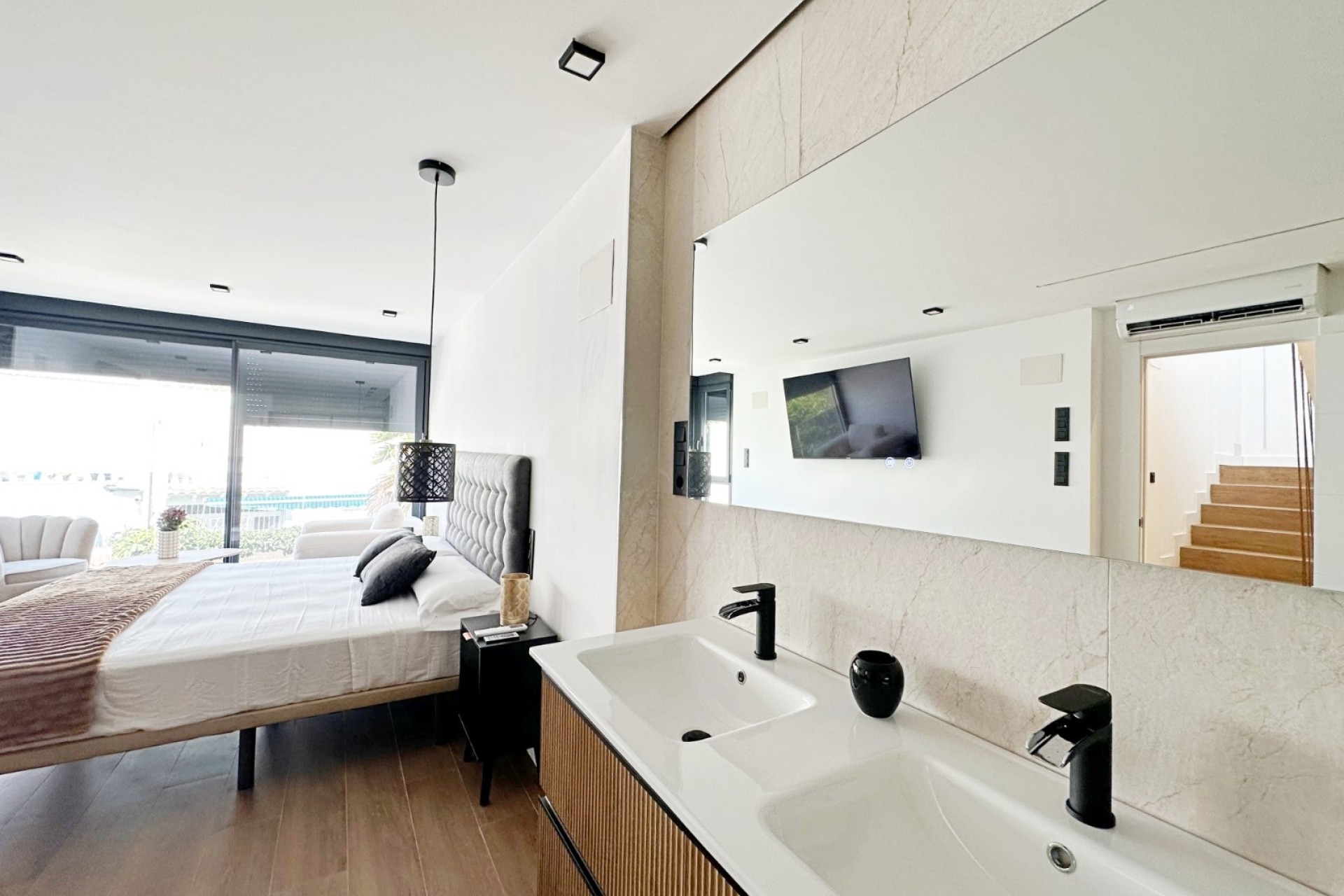 Revente - Maison de ville -
Torrevieja - Torrevieja - Aguas Nuevas