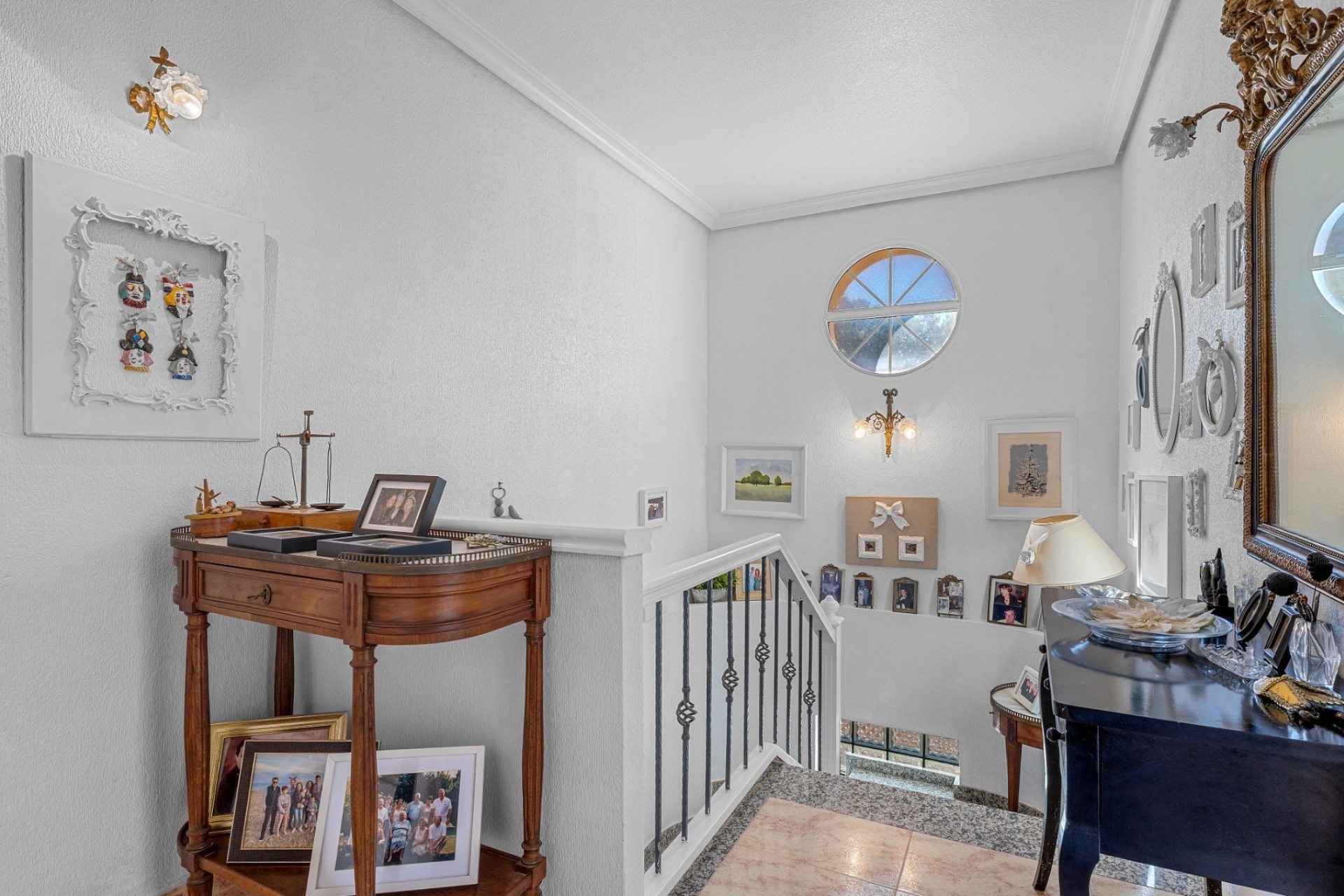 Revente - Maison de ville -
Villamartín - Costa Blanca