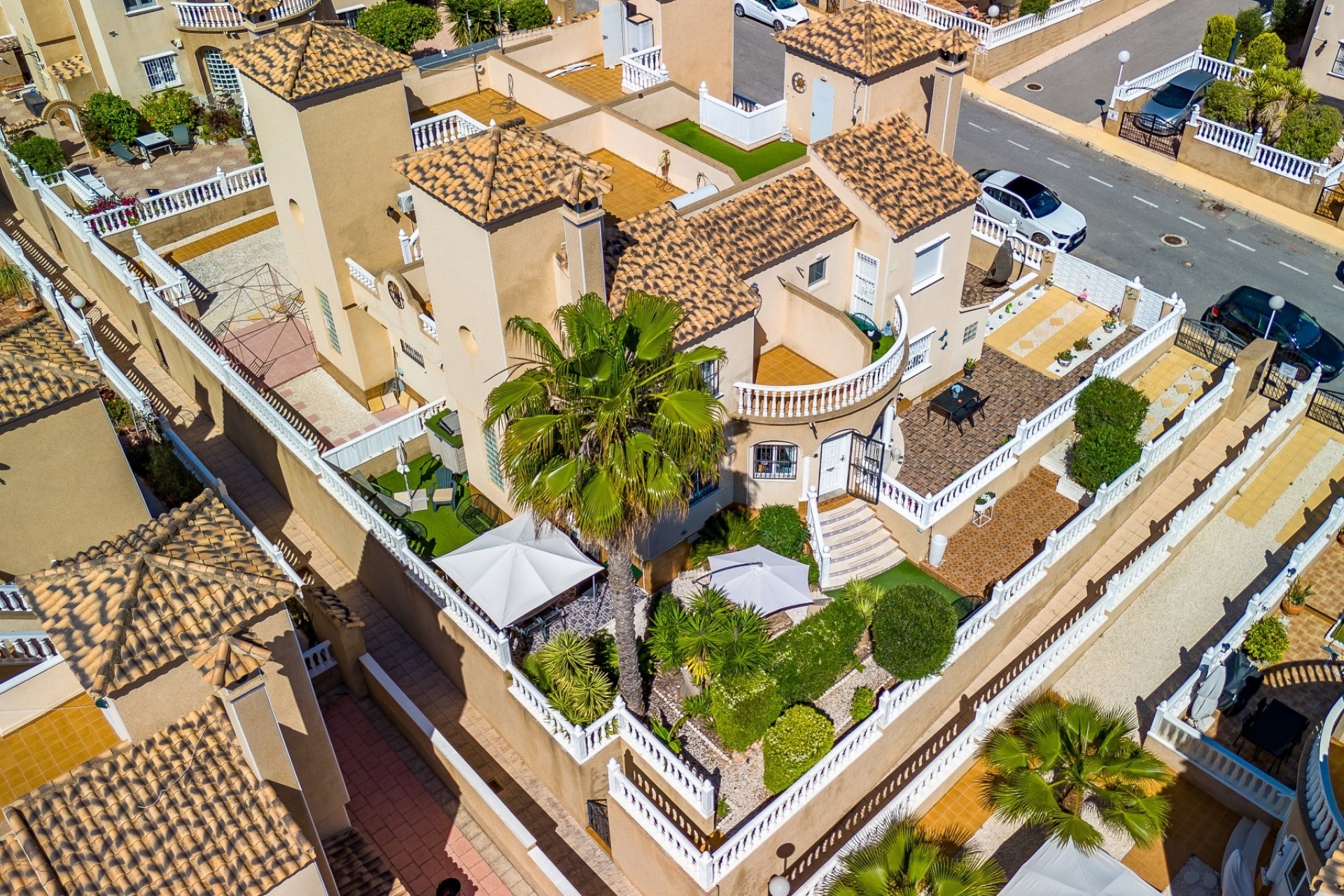 Revente - Maison de ville -
Villamartín - Costa Blanca