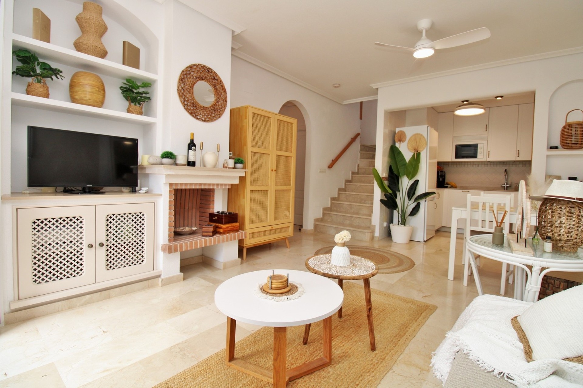 Revente - Maison de ville -
Villamartín - PAU 8