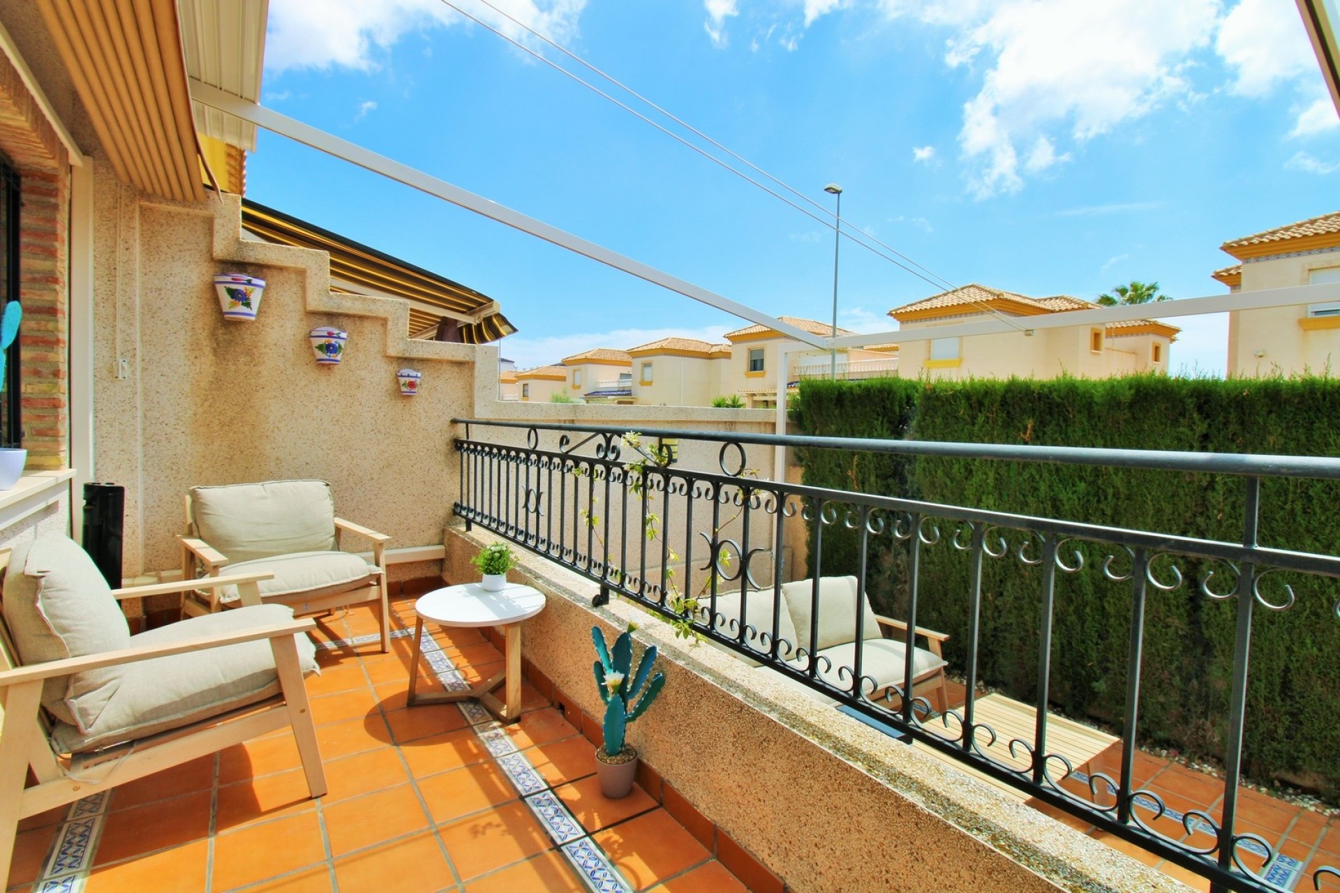 Revente - Maison de ville -
Villamartín - PAU 8