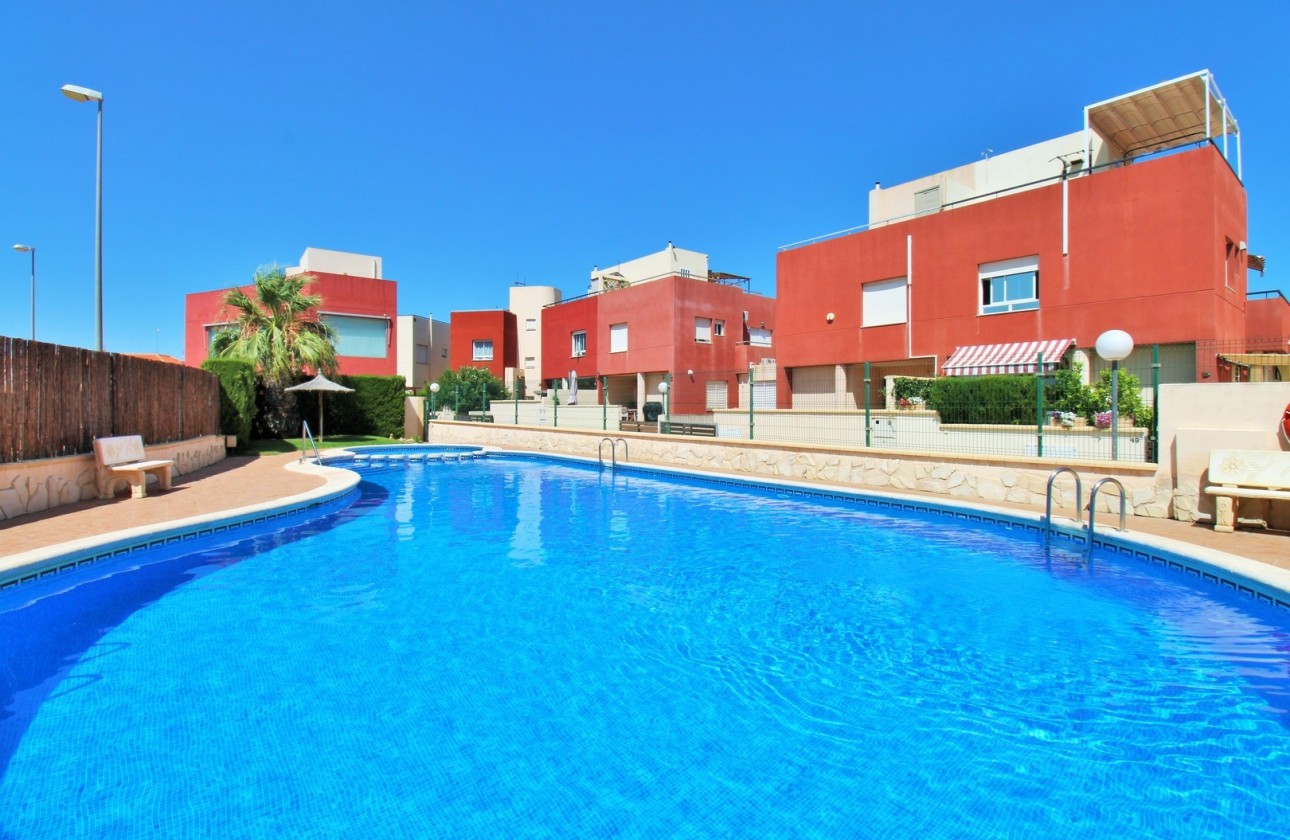 Revente - Maison de ville -
Villamartín
