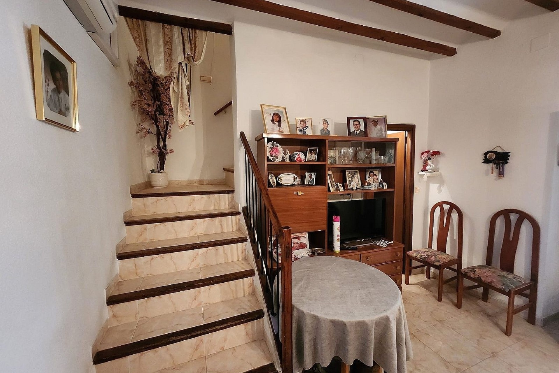 Revente - Maison de ville -
Yecla