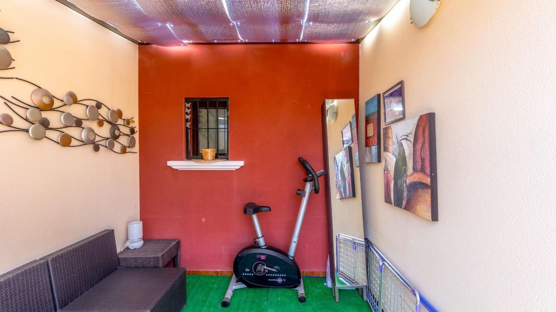 Revente - Maison mitoyenne / Maison de ville -
Torrevieja - Aguas Nuevas