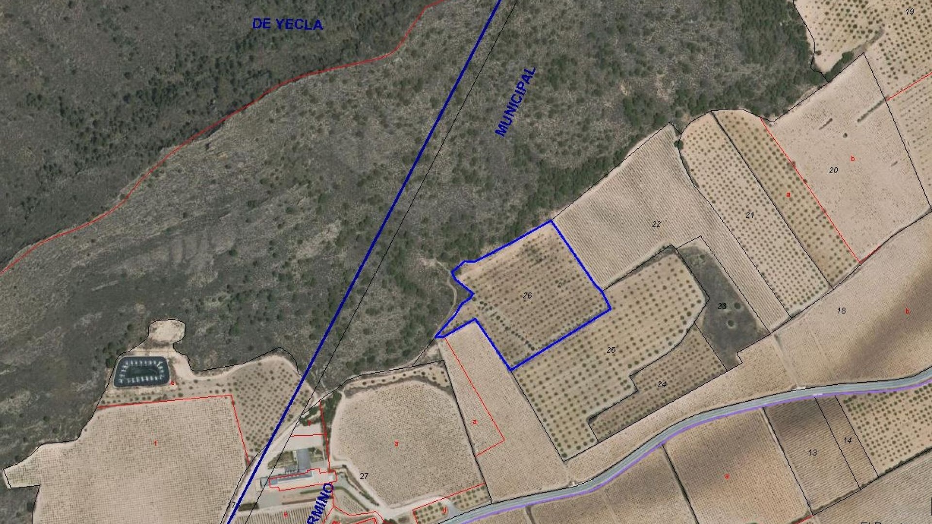 Revente - Parcelle Terrain -
Yecla