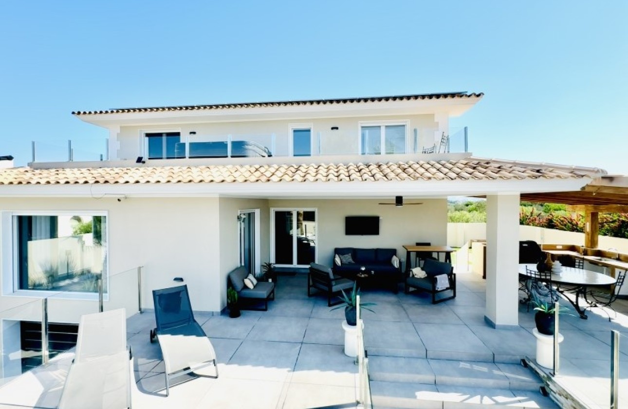 Revente - Villa Individuelle -
Alfaz del Pi - Costa Blanca