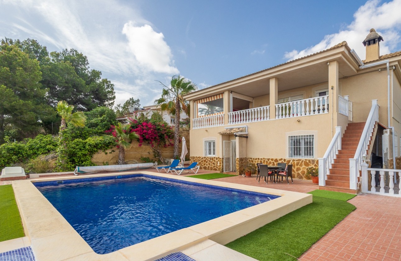 Revente - Villa Individuelle -
Algorfa