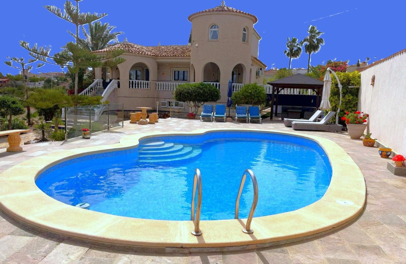 Revente - Villa Individuelle -
Algorfa