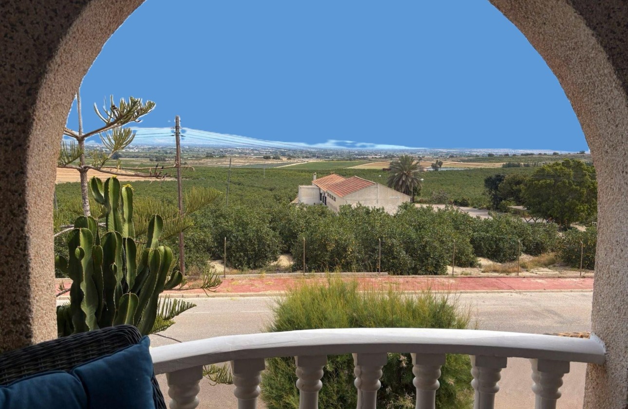 Revente - Villa Individuelle -
Algorfa