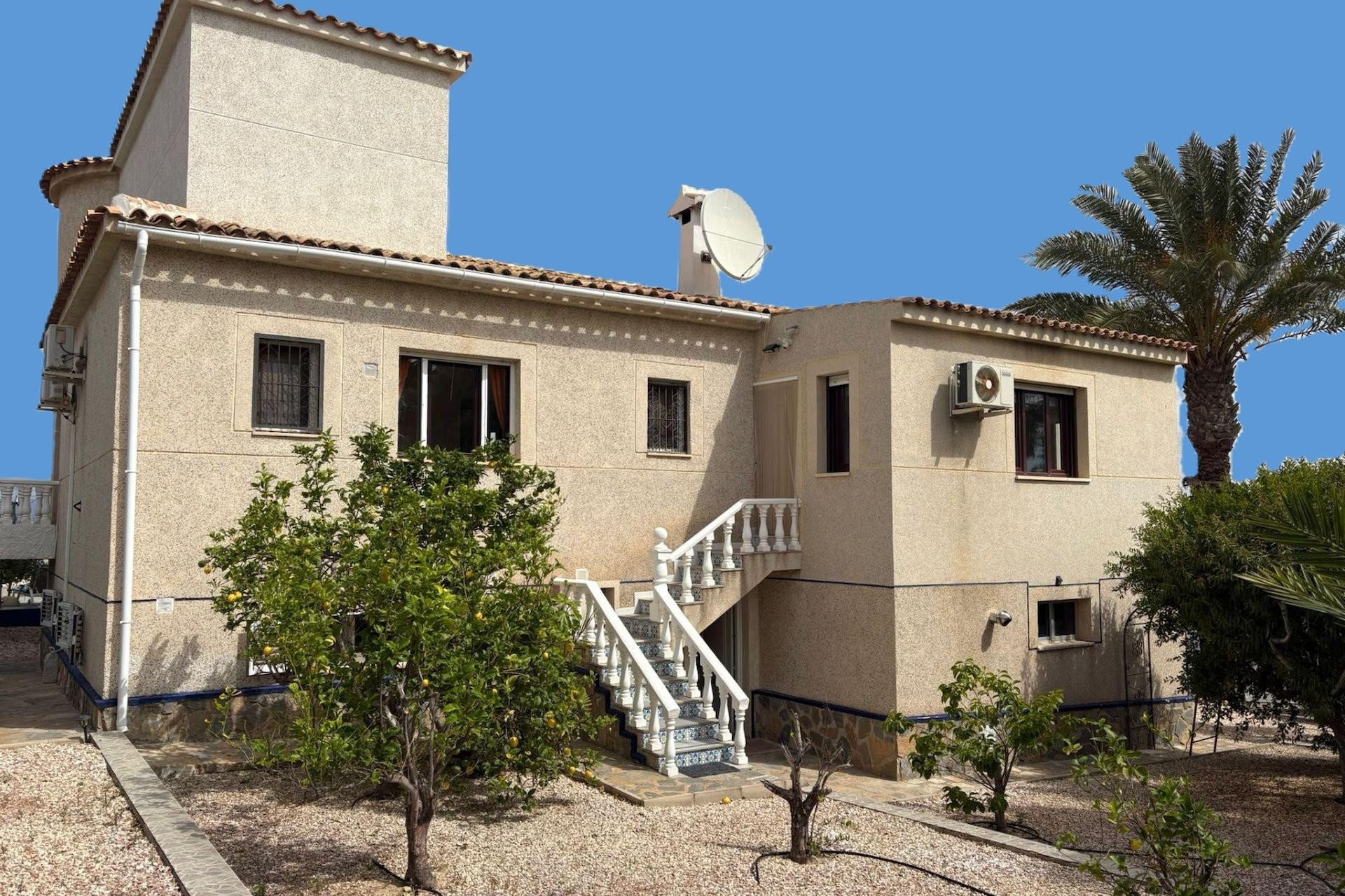 Revente - Villa Individuelle -
Algorfa