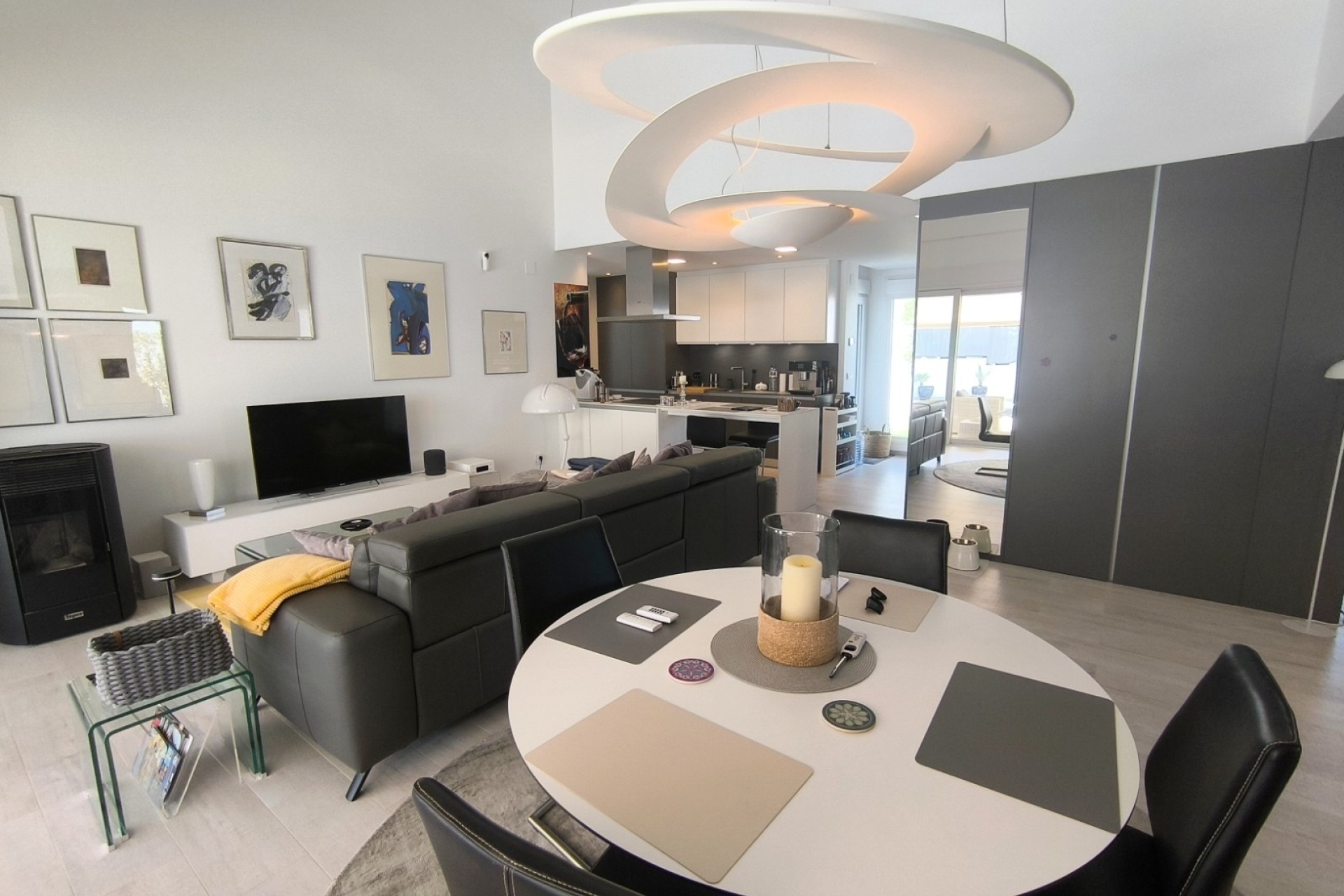 Revente - Villa Individuelle -
Algorfa