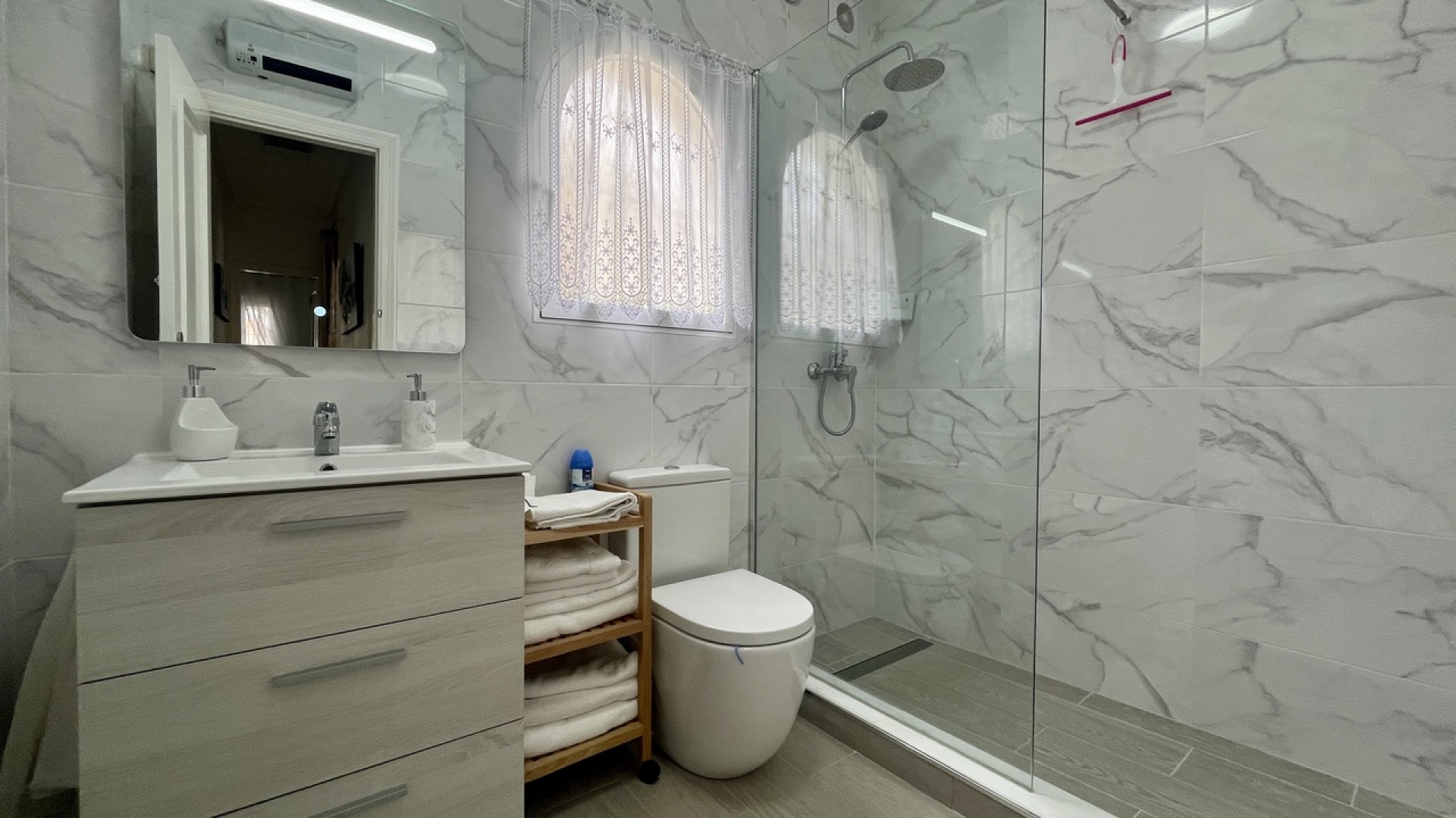 Revente - Villa Individuelle -
Algorfa