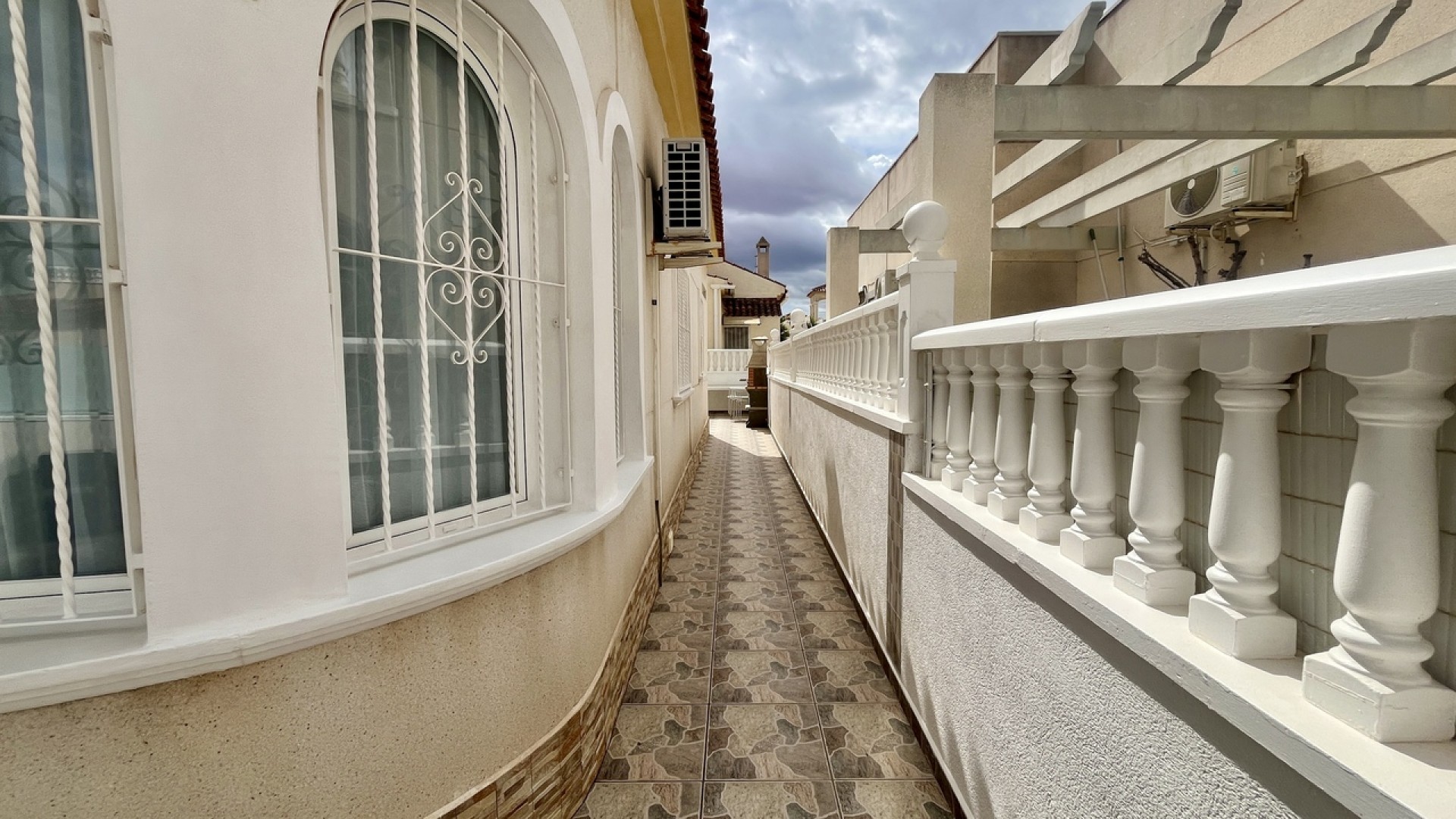 Revente - Villa Individuelle -
Algorfa