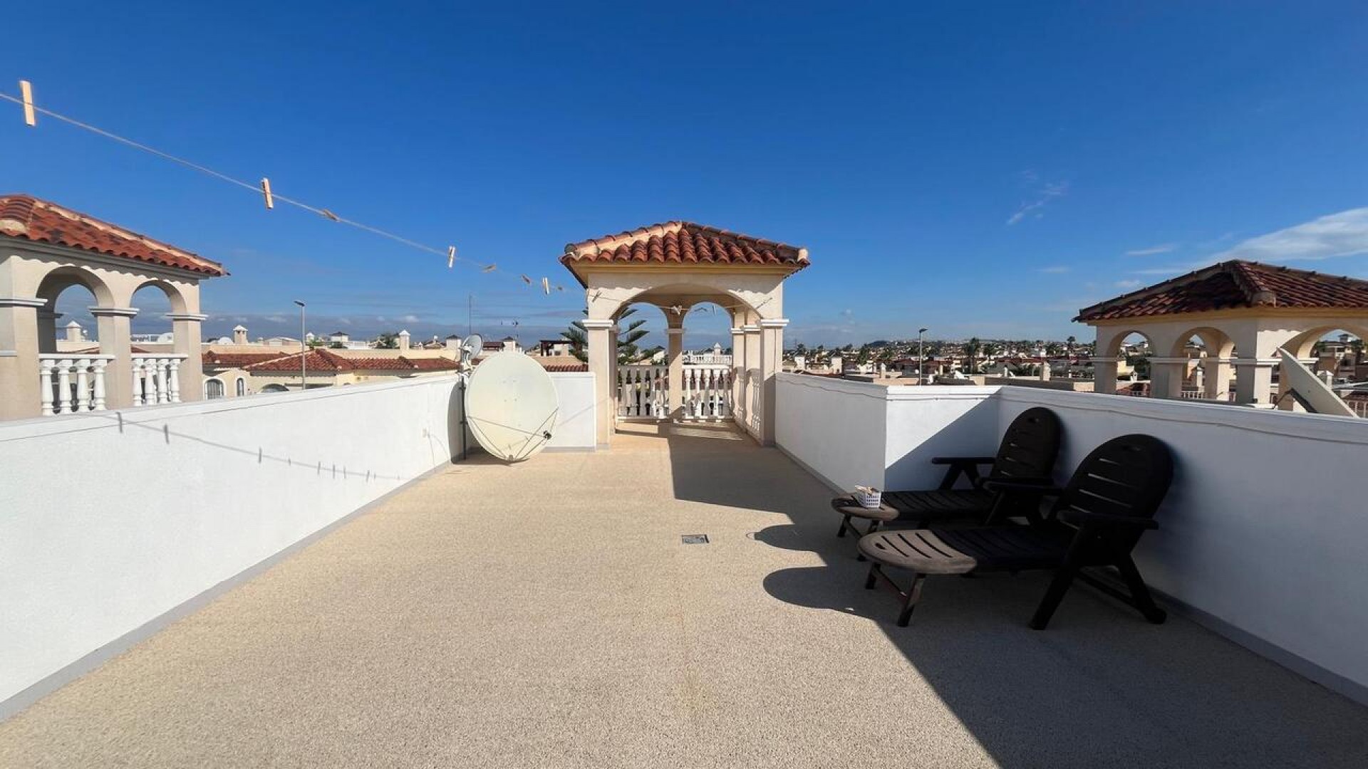 Revente - Villa Individuelle -
Algorfa