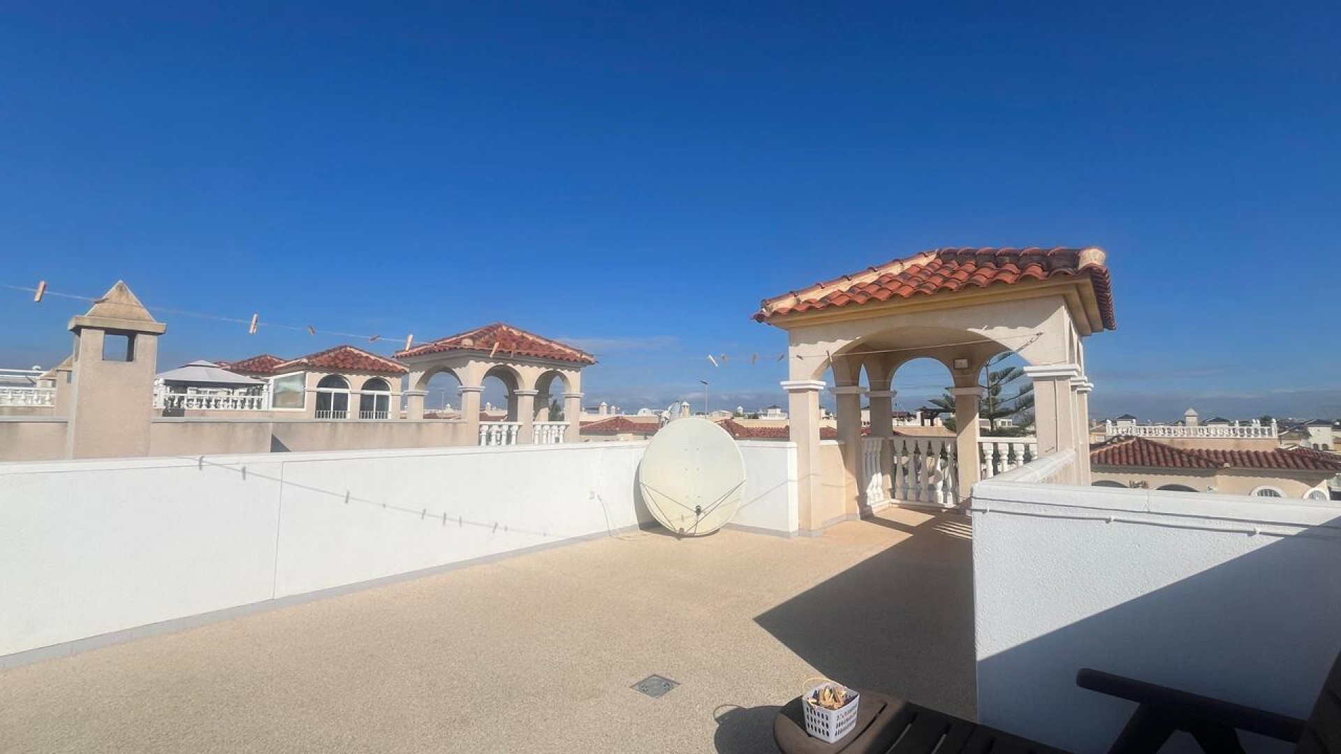 Revente - Villa Individuelle -
Algorfa