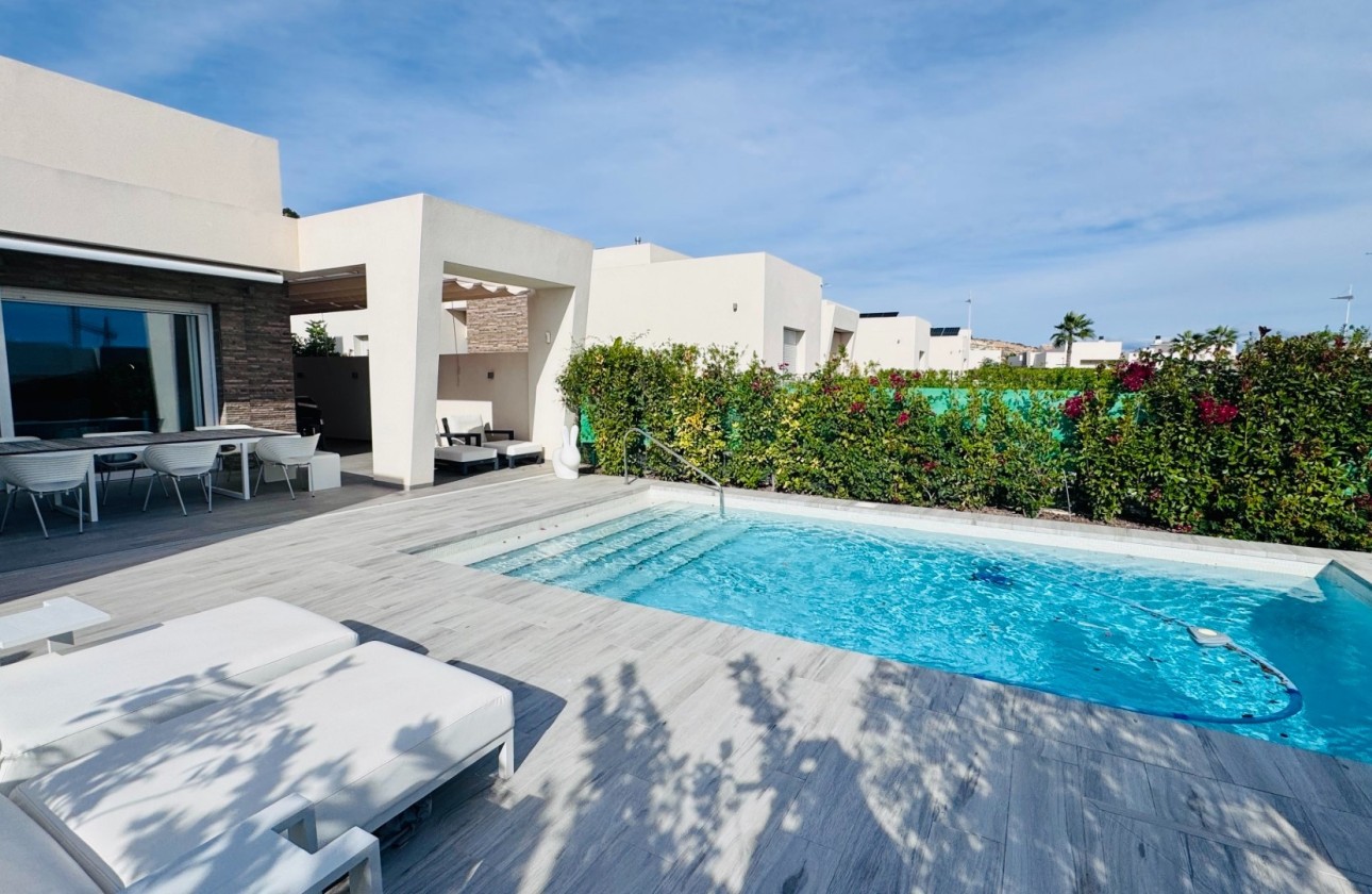 Revente - Villa Individuelle -
Algorfa