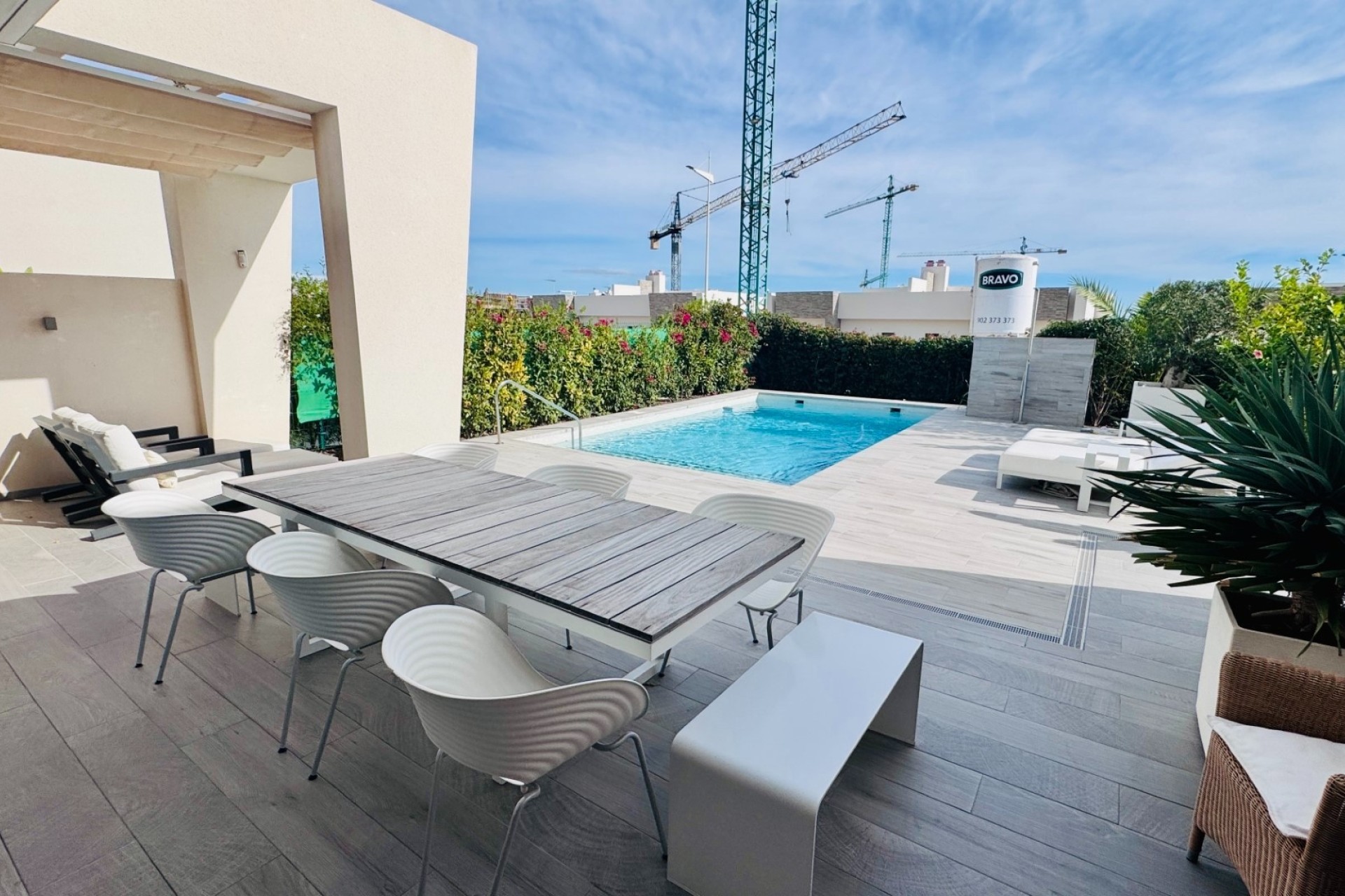 Revente - Villa Individuelle -
Algorfa