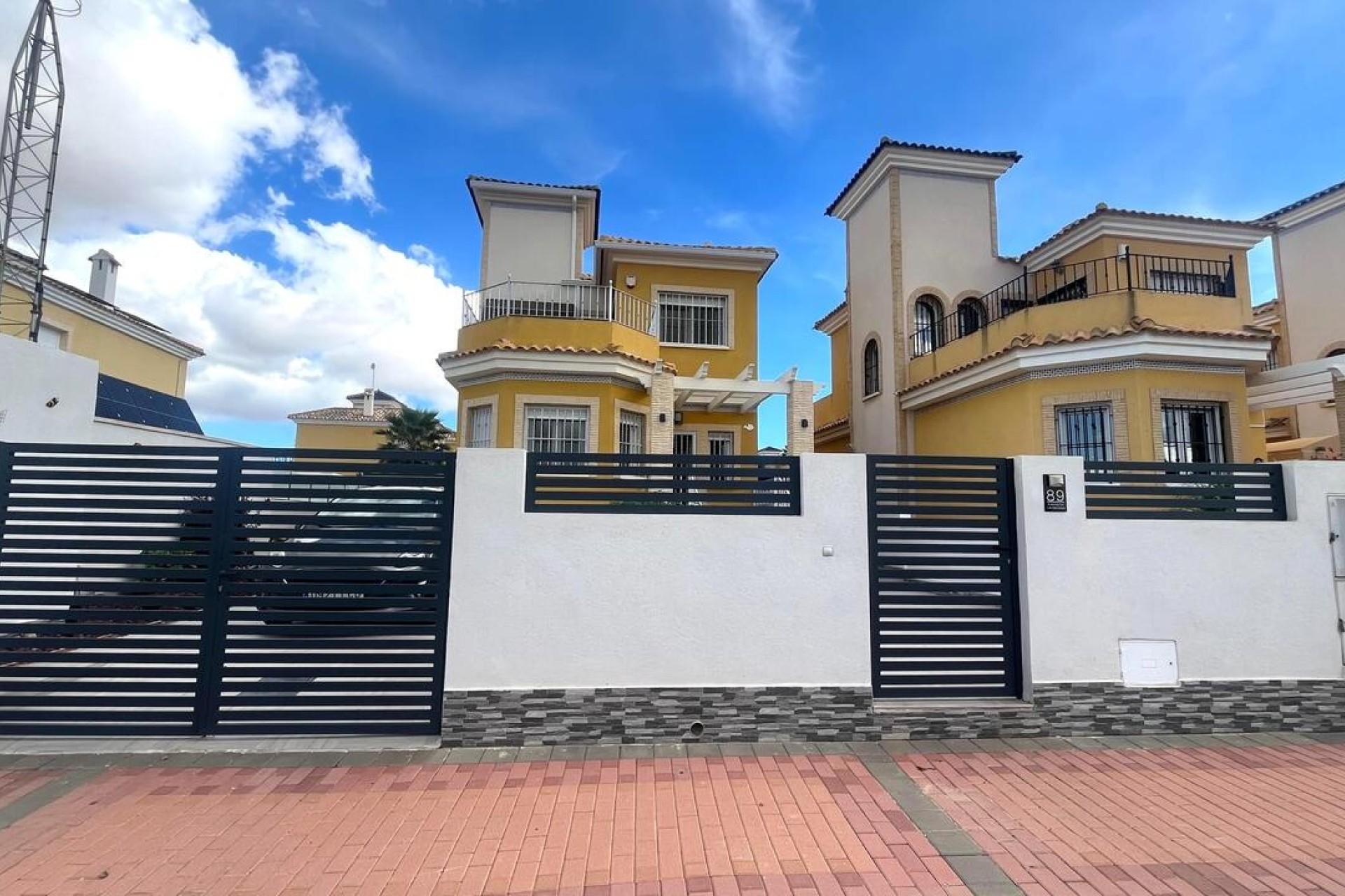 Revente - Villa Individuelle -
Algorfa