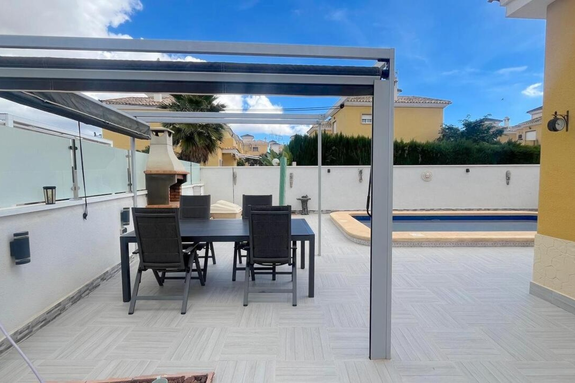 Revente - Villa Individuelle -
Algorfa