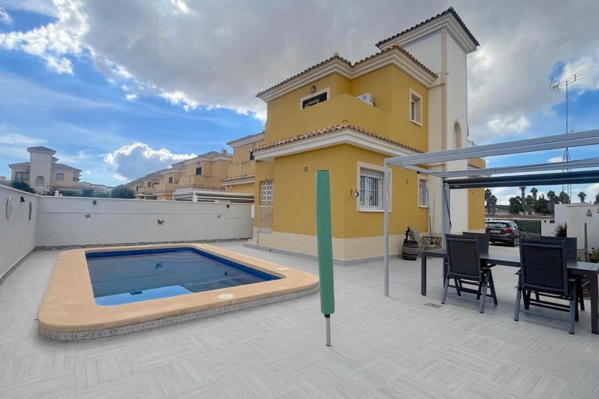 Revente - Villa Individuelle -
Algorfa