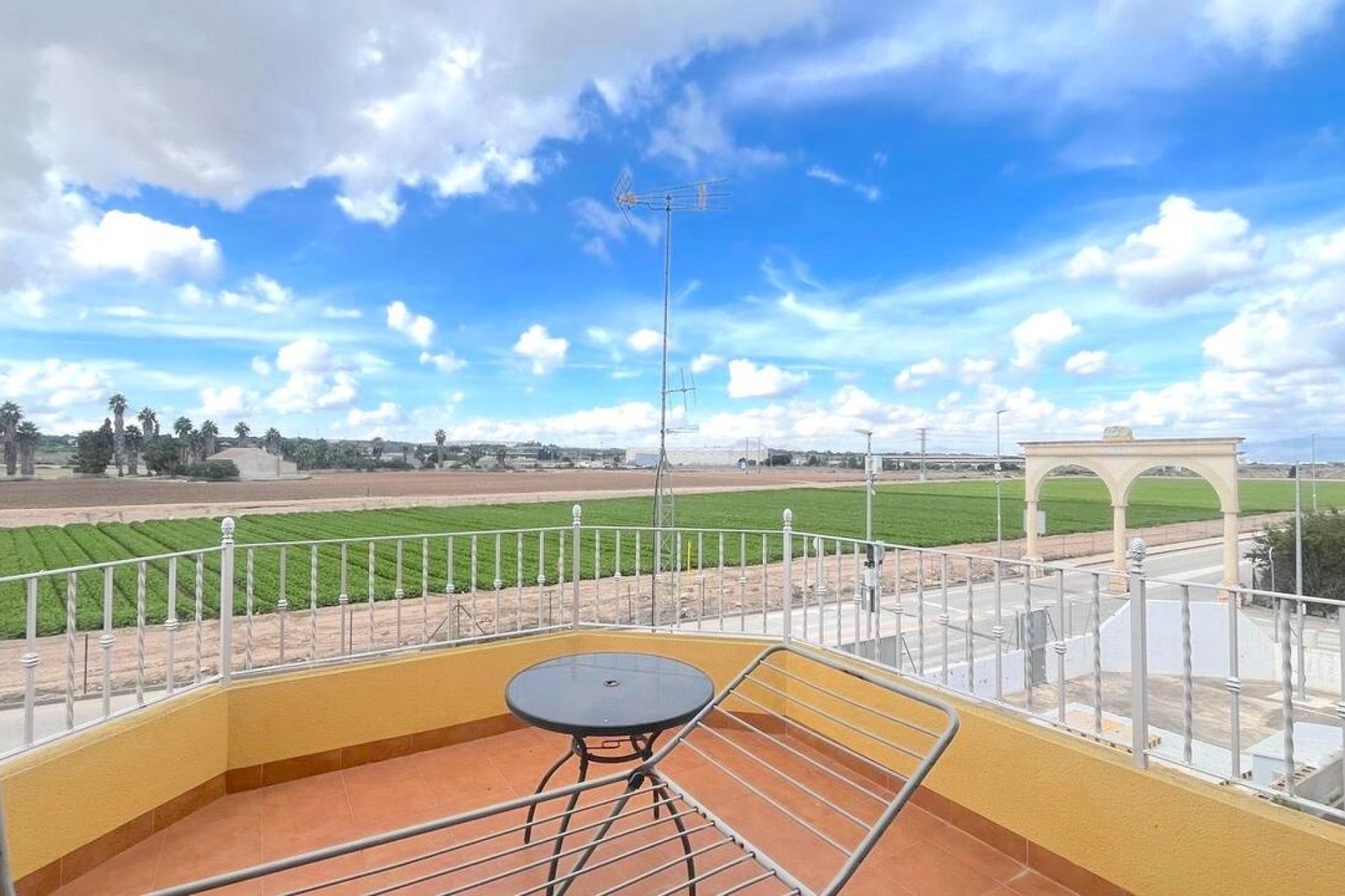 Revente - Villa Individuelle -
Algorfa