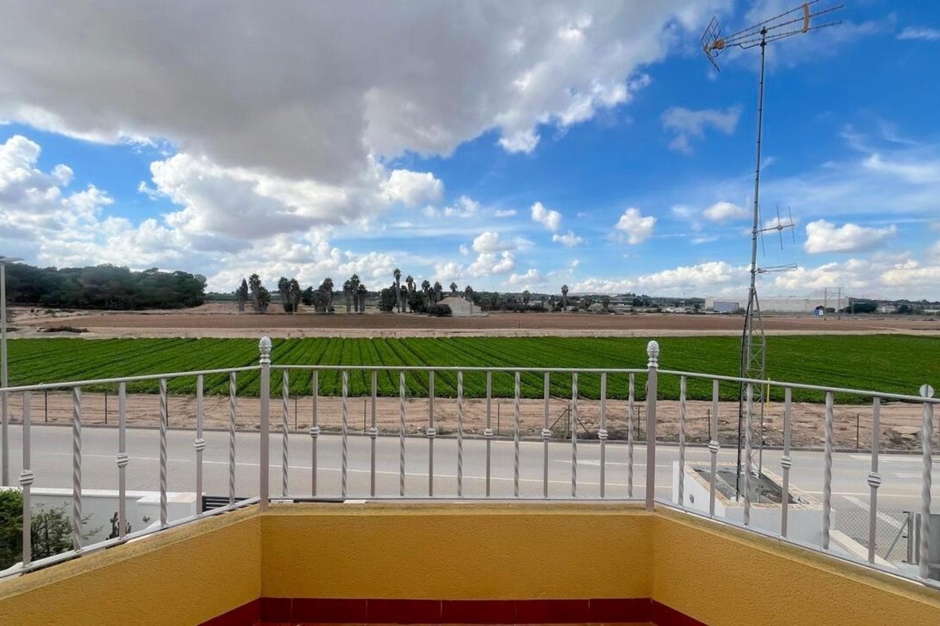 Revente - Villa Individuelle -
Algorfa