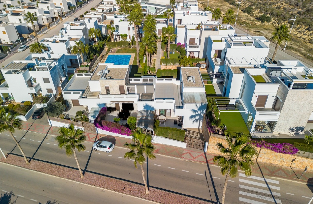 Revente - Villa Individuelle -
Algorfa