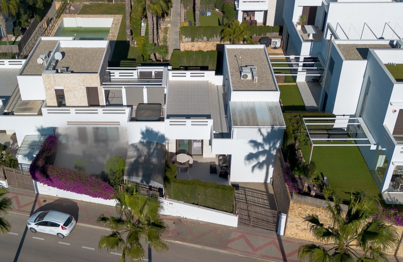 Revente - Villa Individuelle -
Algorfa