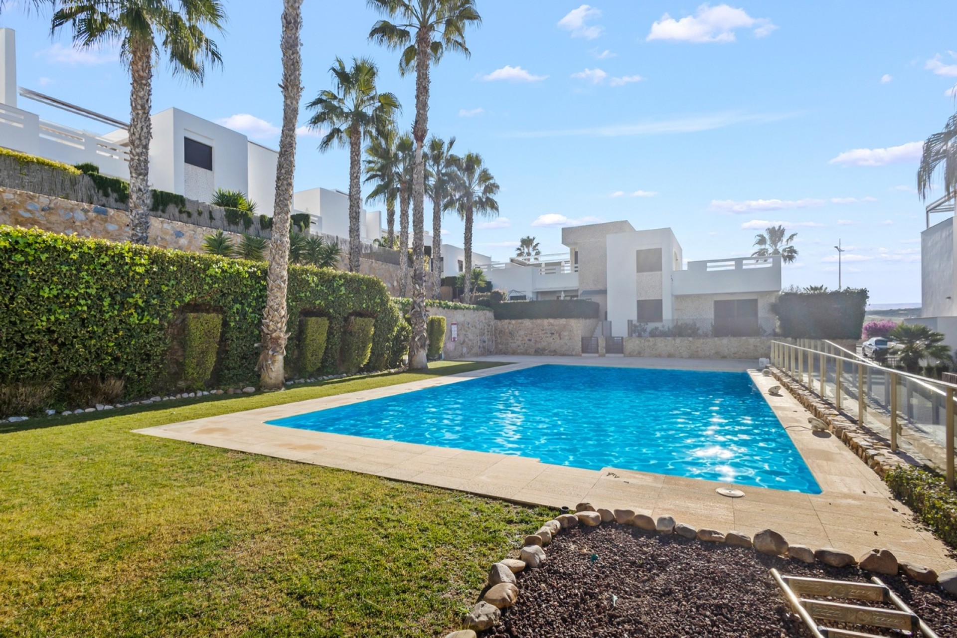 Revente - Villa Individuelle -
Algorfa