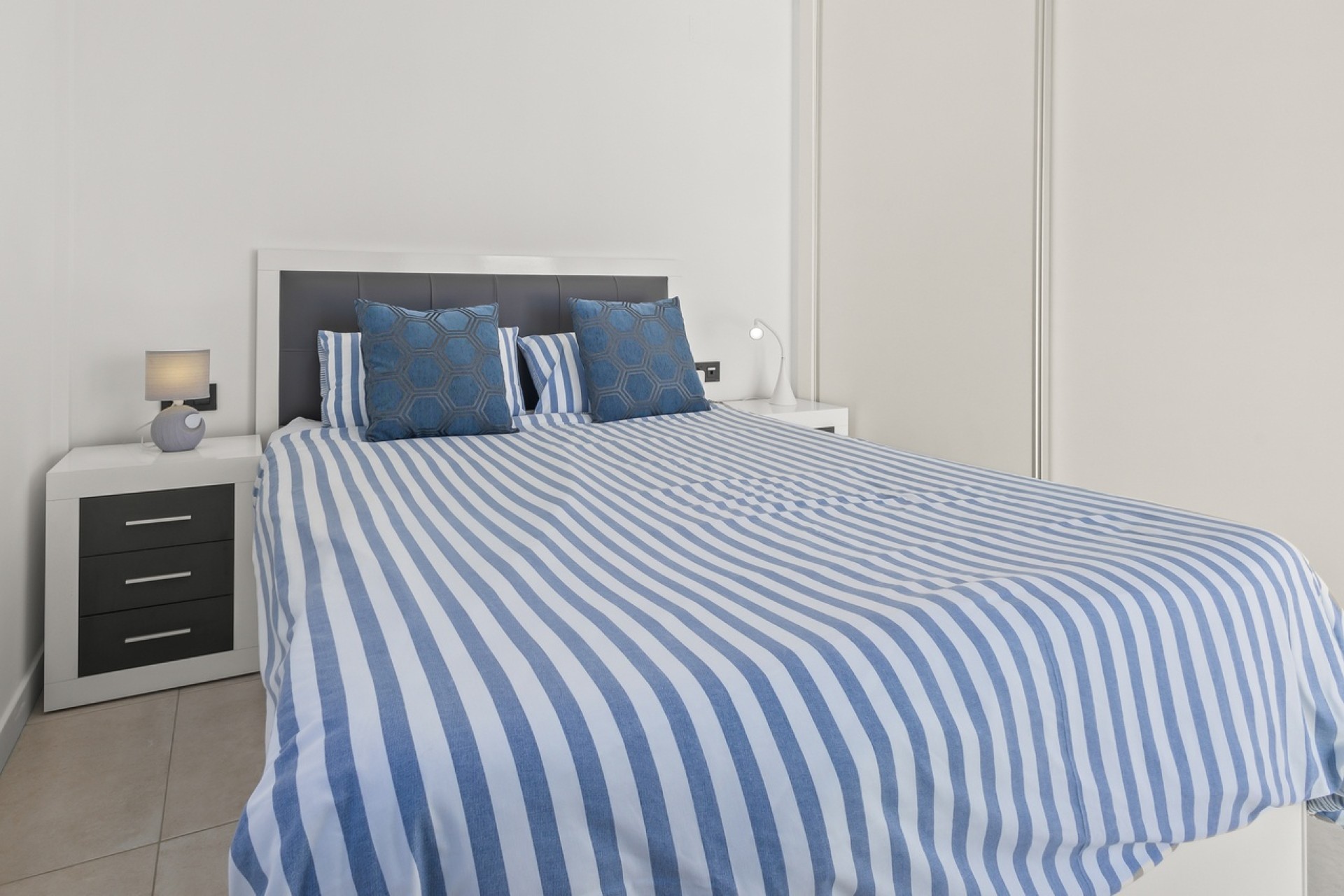 Revente - Villa Individuelle -
Algorfa