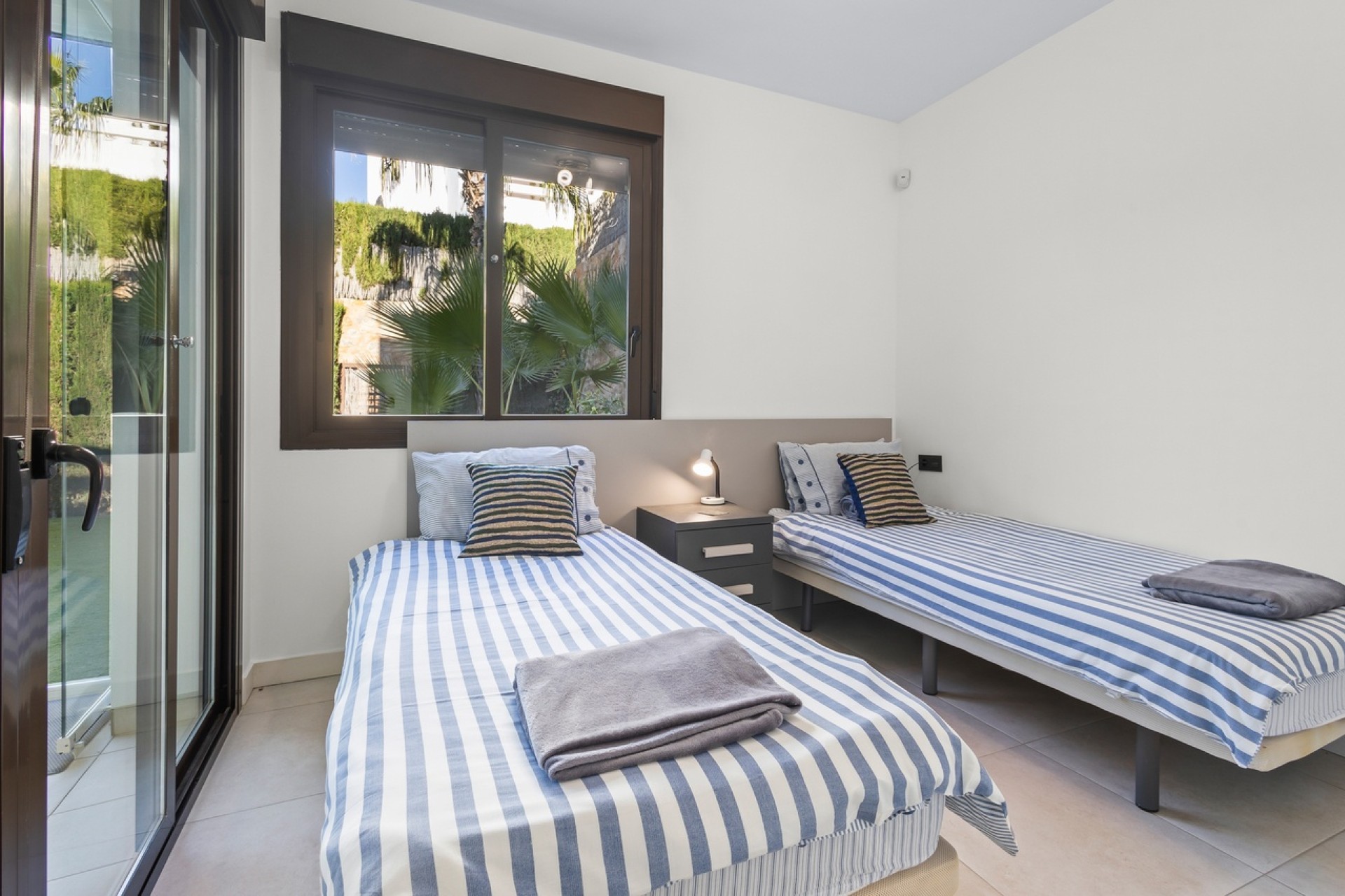 Revente - Villa Individuelle -
Algorfa