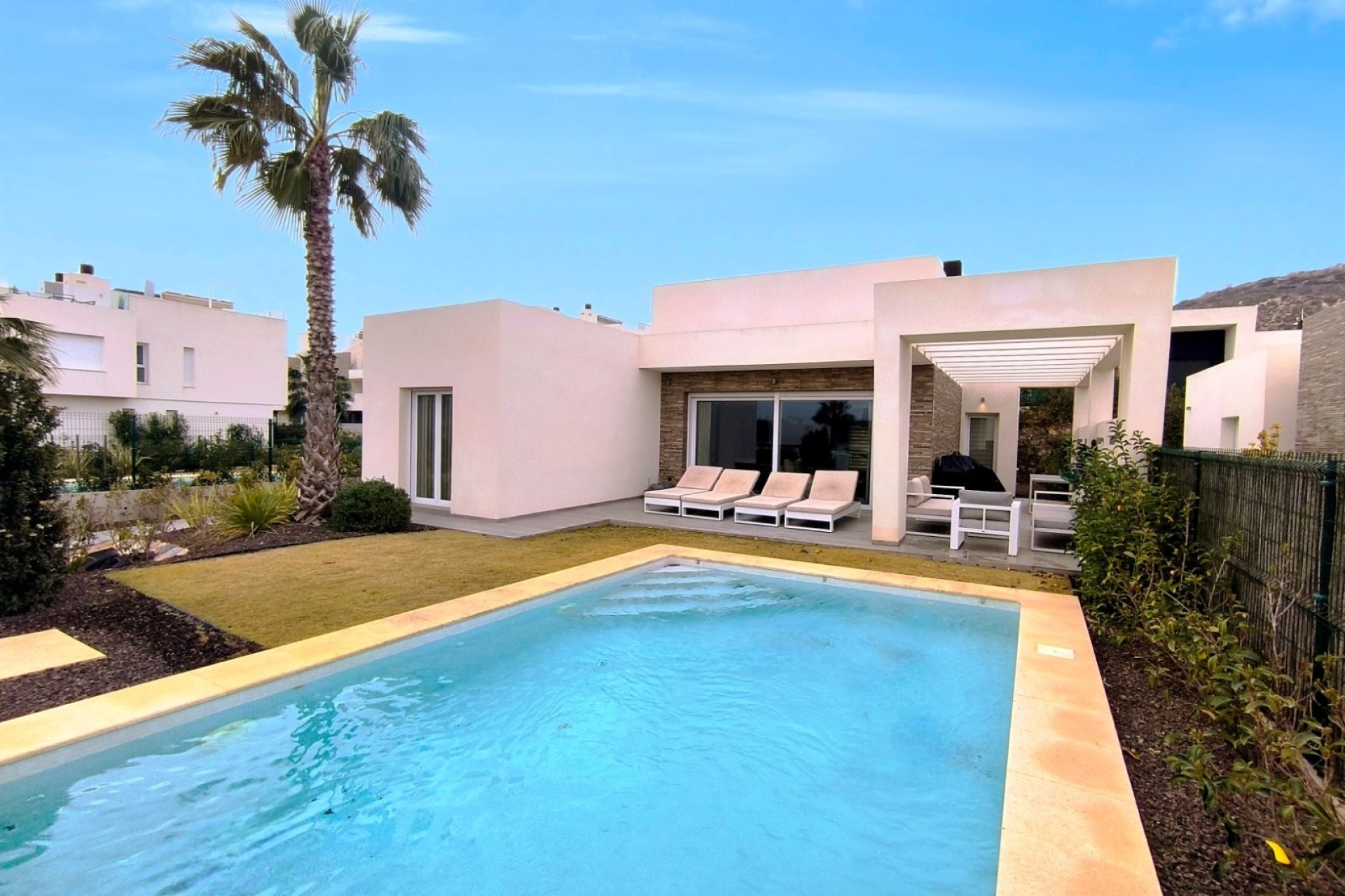 Revente - Villa Individuelle -
Algorfa