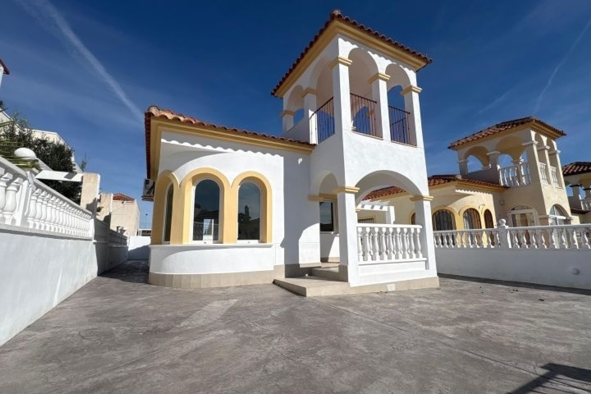 Revente - Villa Individuelle -
Algorfa