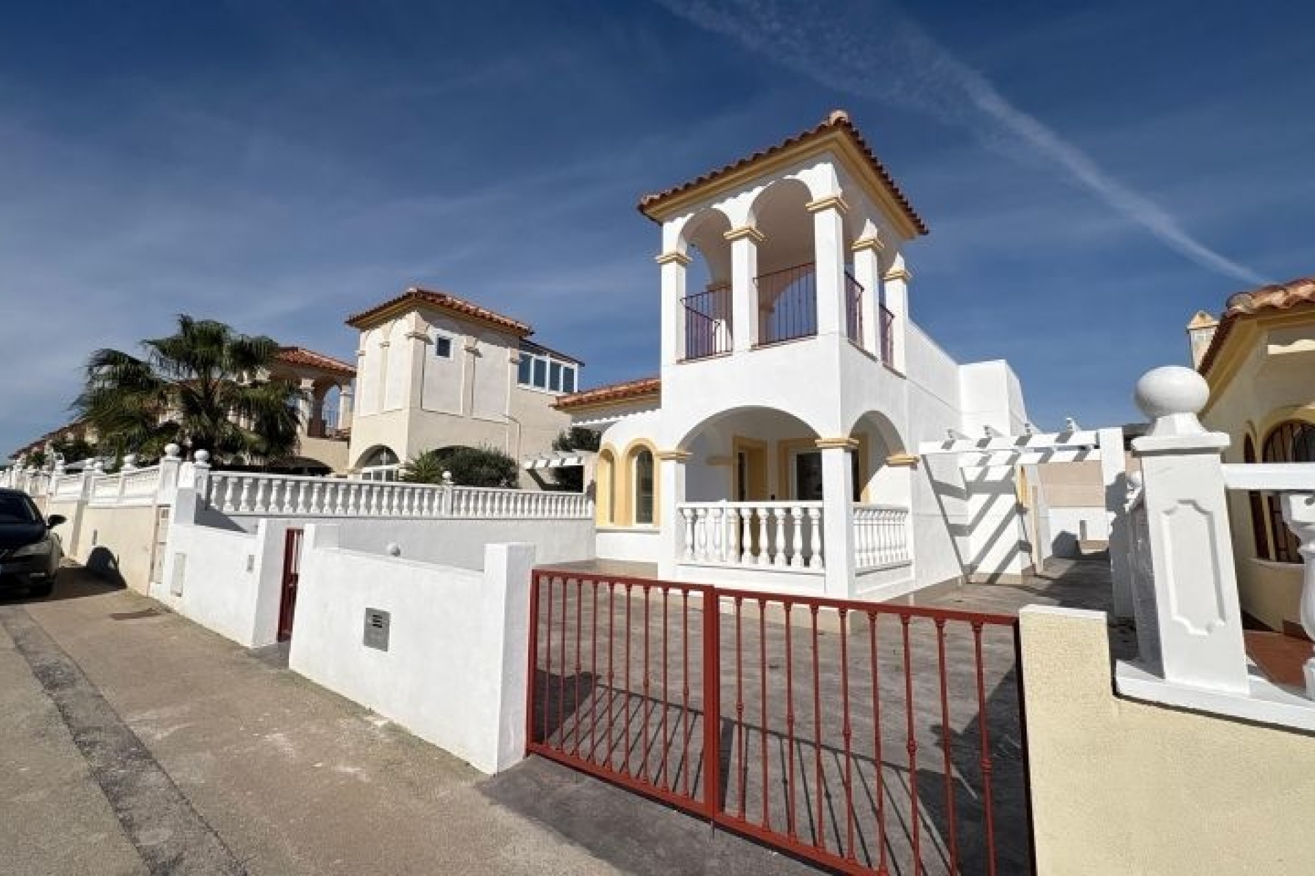 Revente - Villa Individuelle -
Algorfa