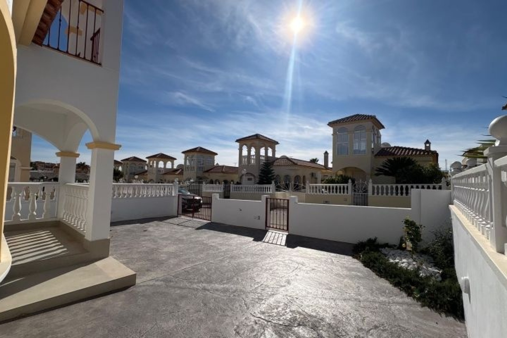 Revente - Villa Individuelle -
Algorfa