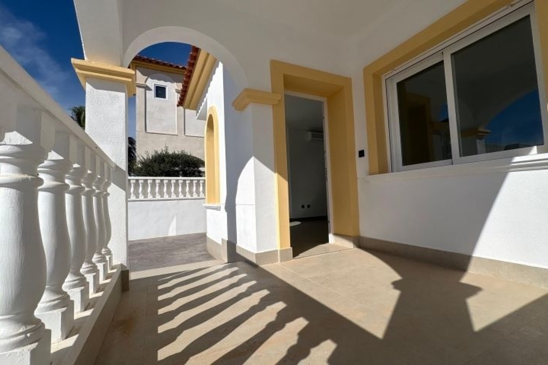 Revente - Villa Individuelle -
Algorfa