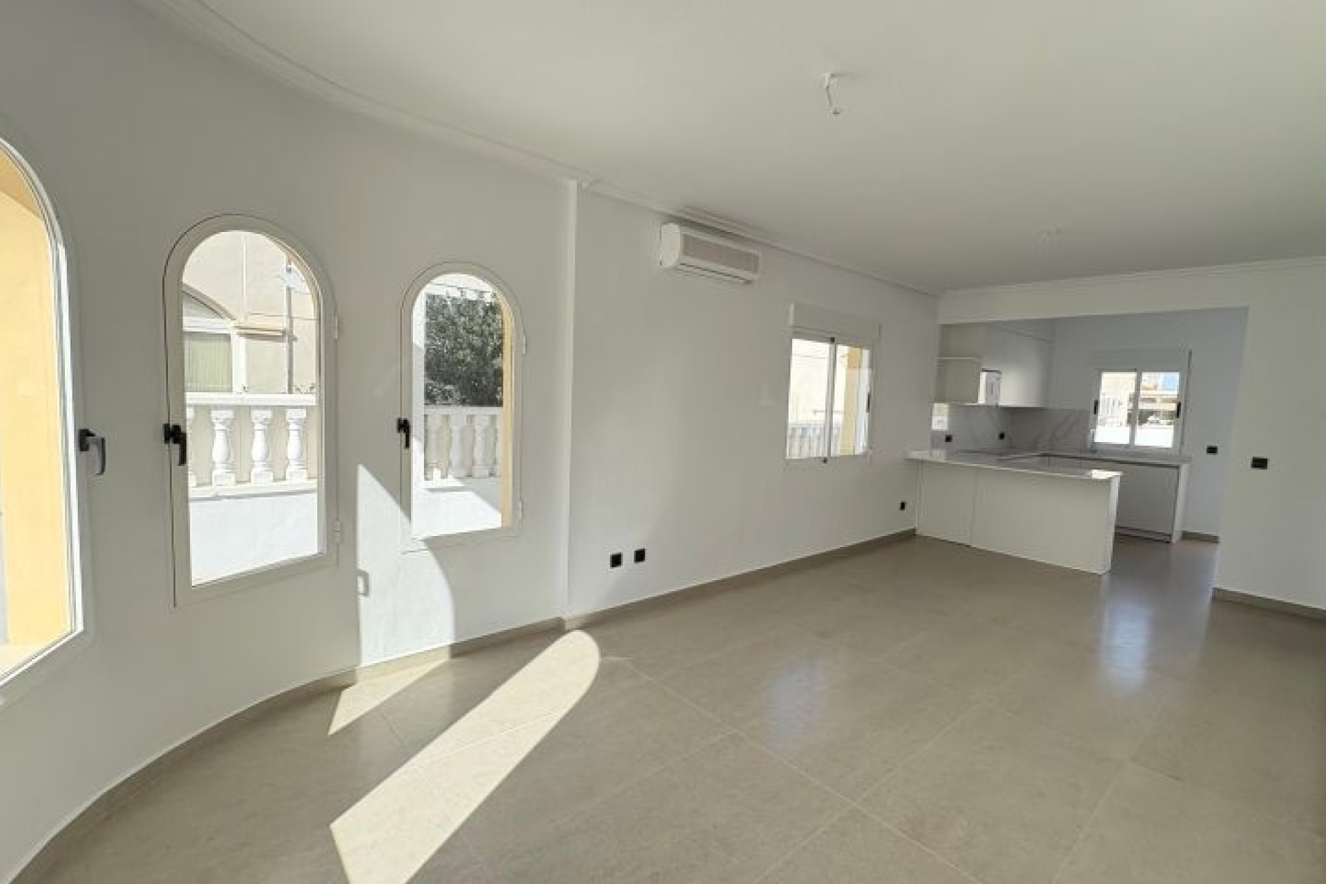 Revente - Villa Individuelle -
Algorfa