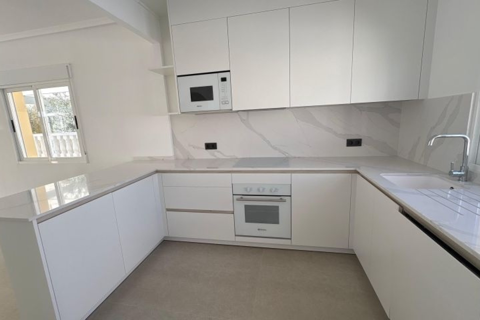 Revente - Villa Individuelle -
Algorfa