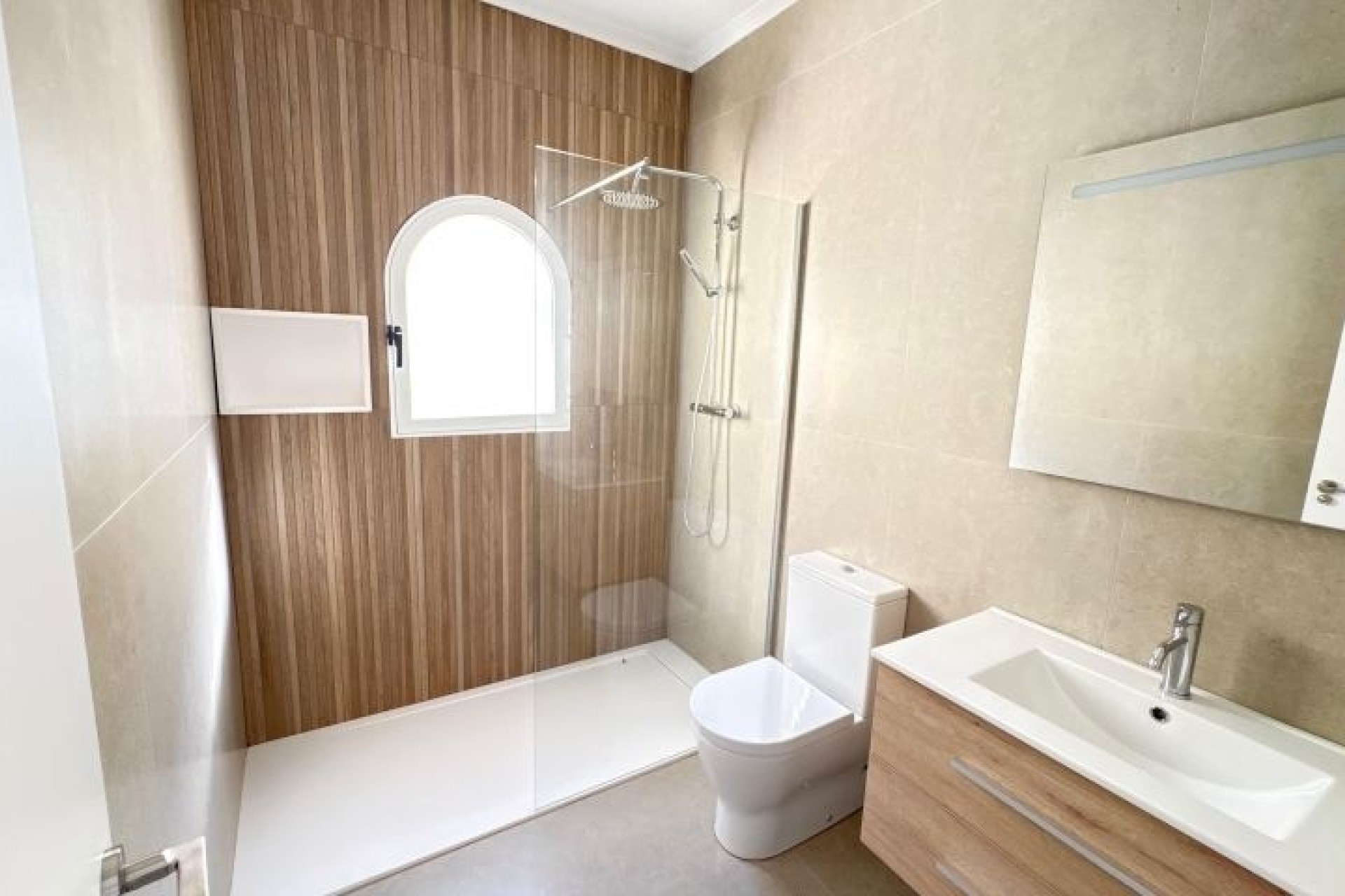 Revente - Villa Individuelle -
Algorfa