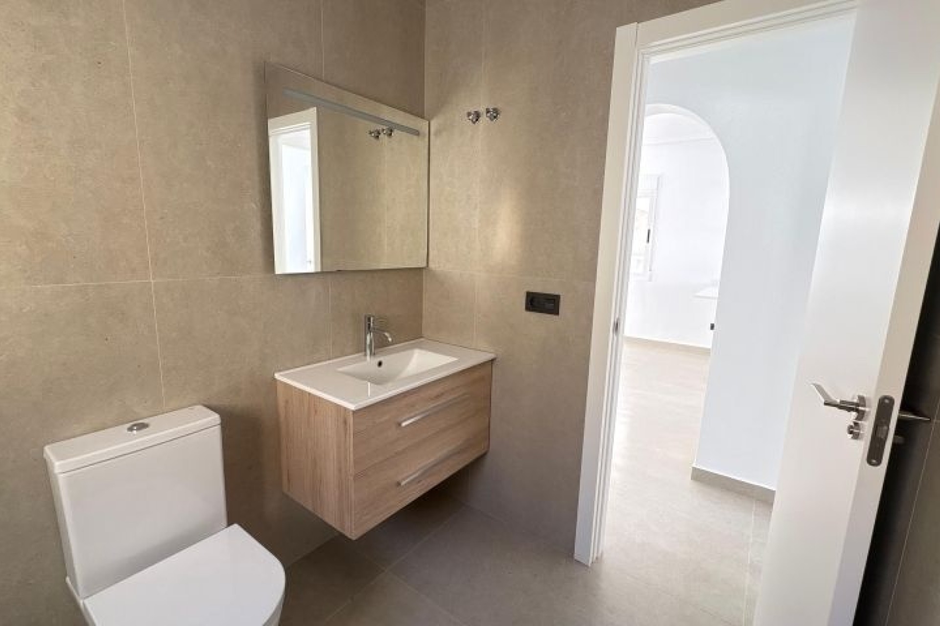 Revente - Villa Individuelle -
Algorfa