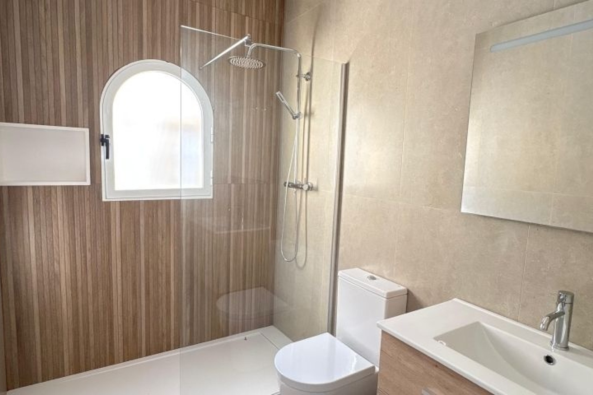 Revente - Villa Individuelle -
Algorfa