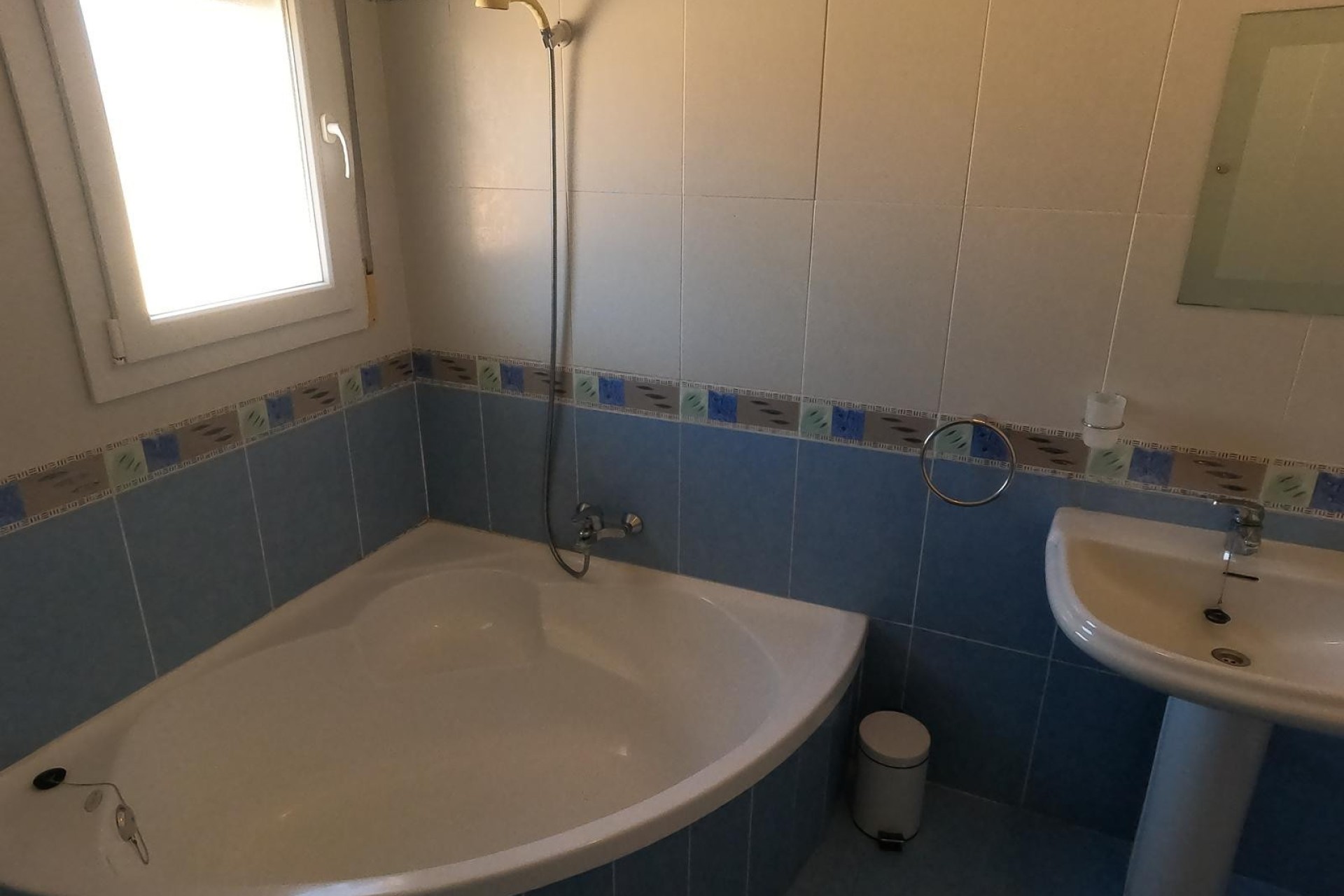 Revente - Villa Individuelle -
Algorfa